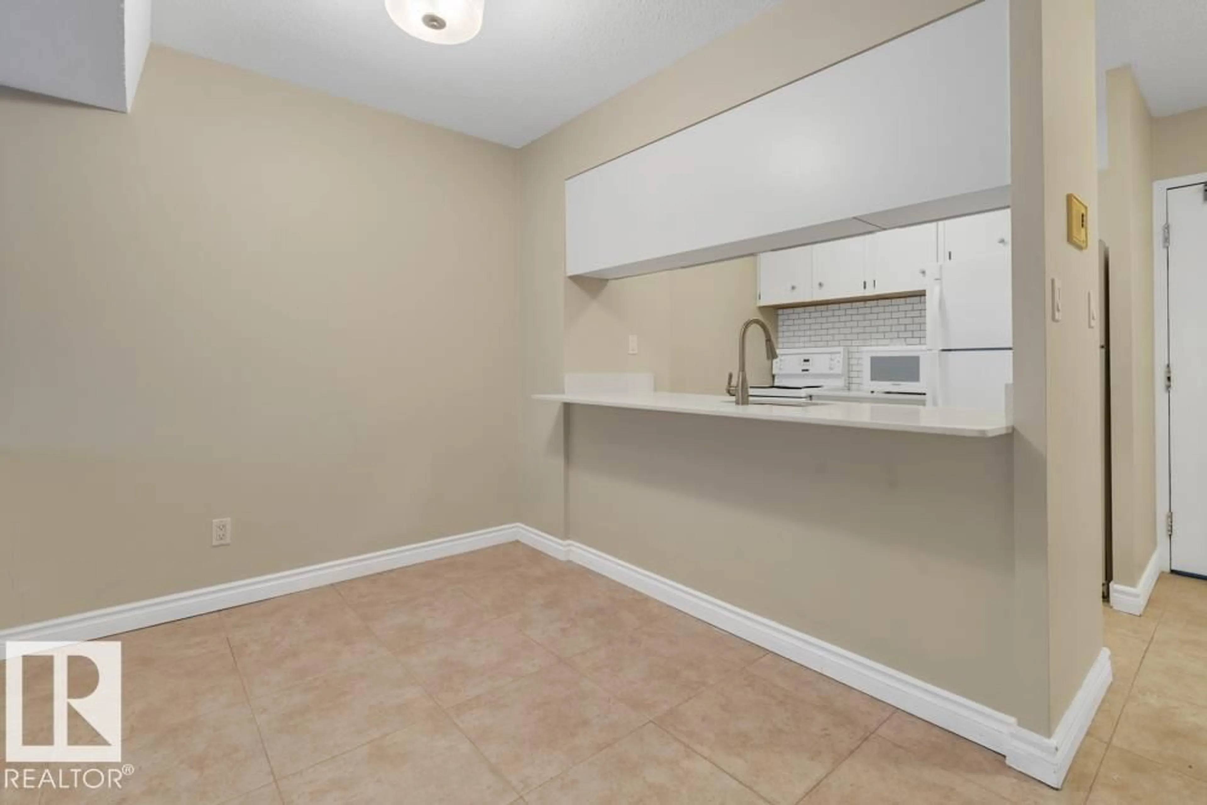 A pic of a room for #704 - 10160 114 ST, Edmonton Alberta T5K2L2