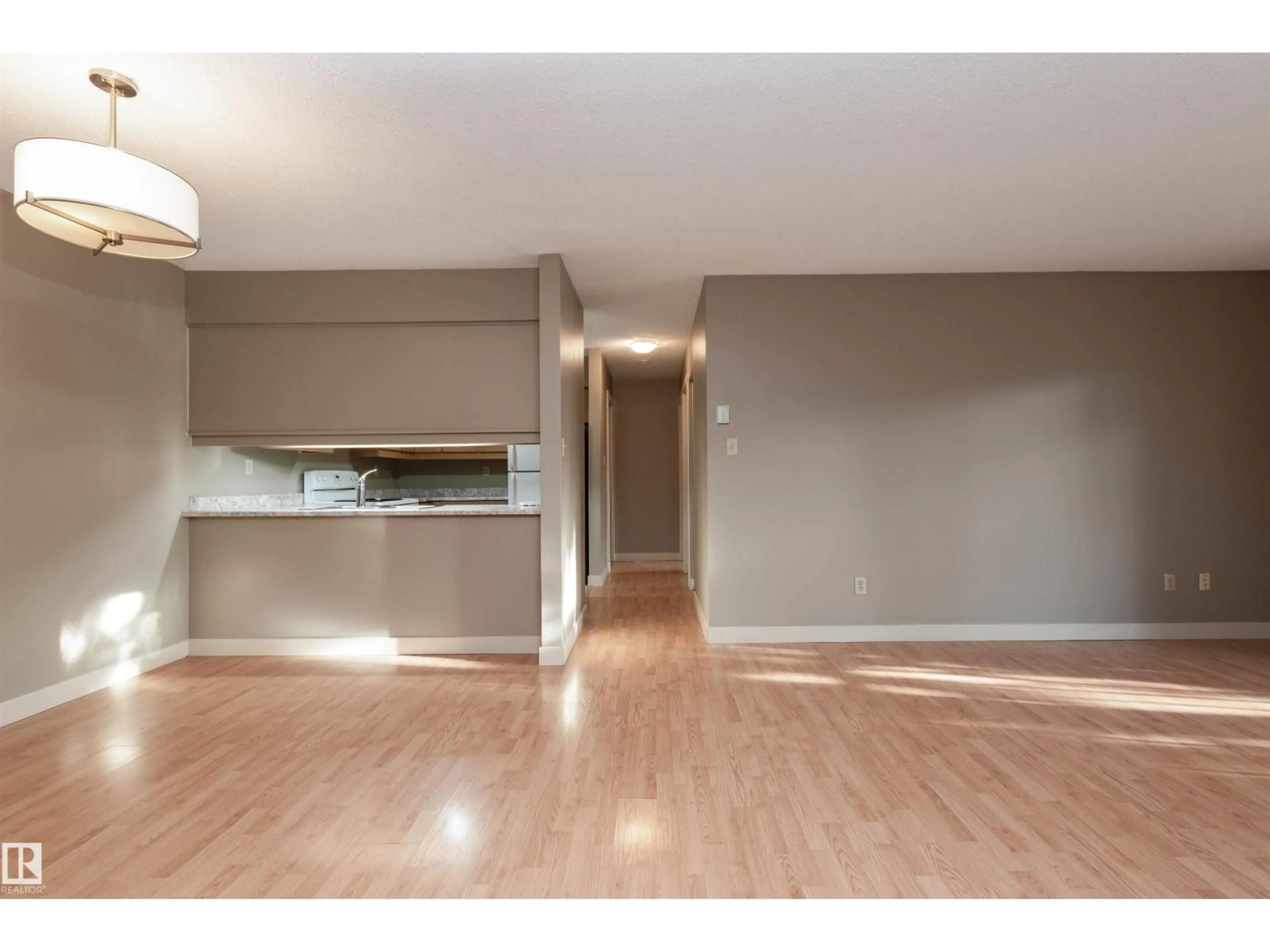 Unknown for 208 ALPINE PL, St. Albert Alberta T8N3Y2