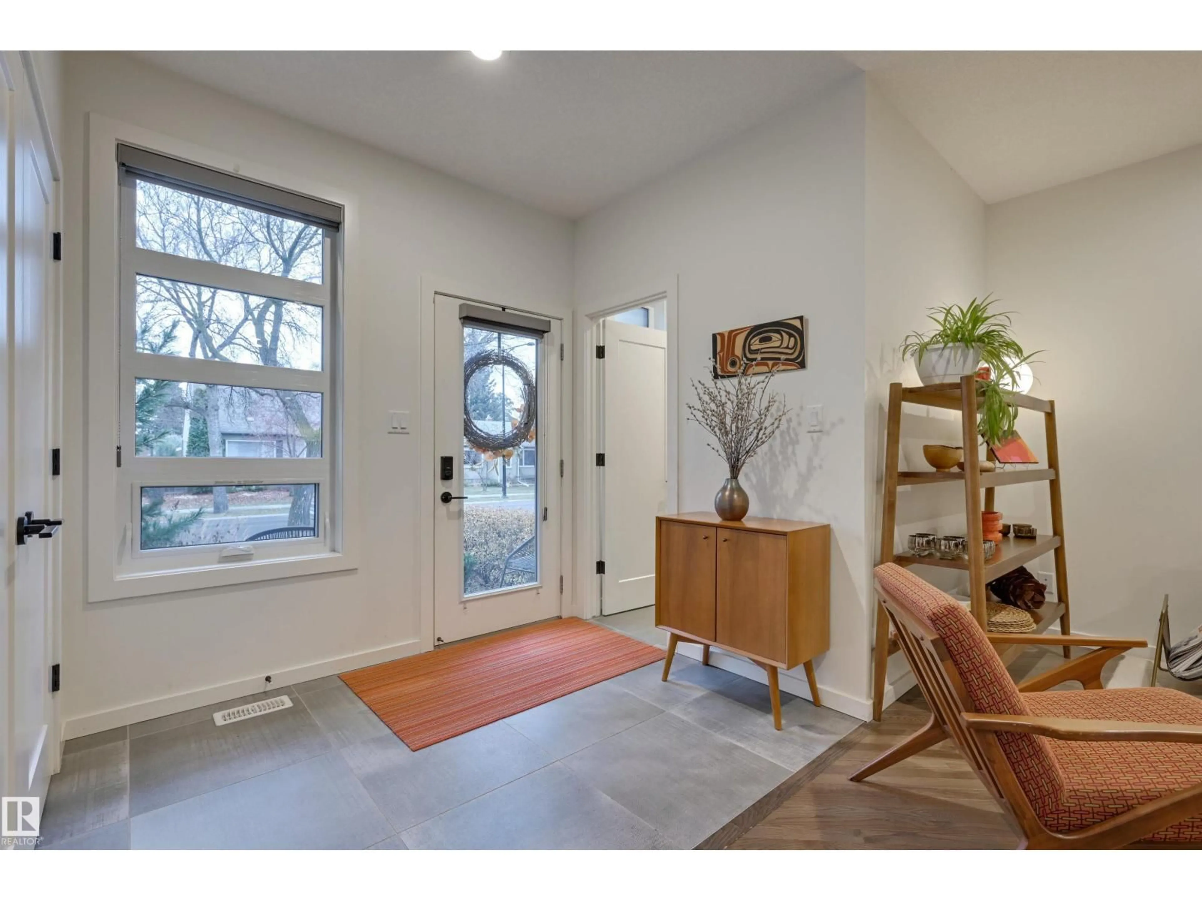 Indoor entryway for NW - 10436 145 ST, Edmonton Alberta T5N2Y1