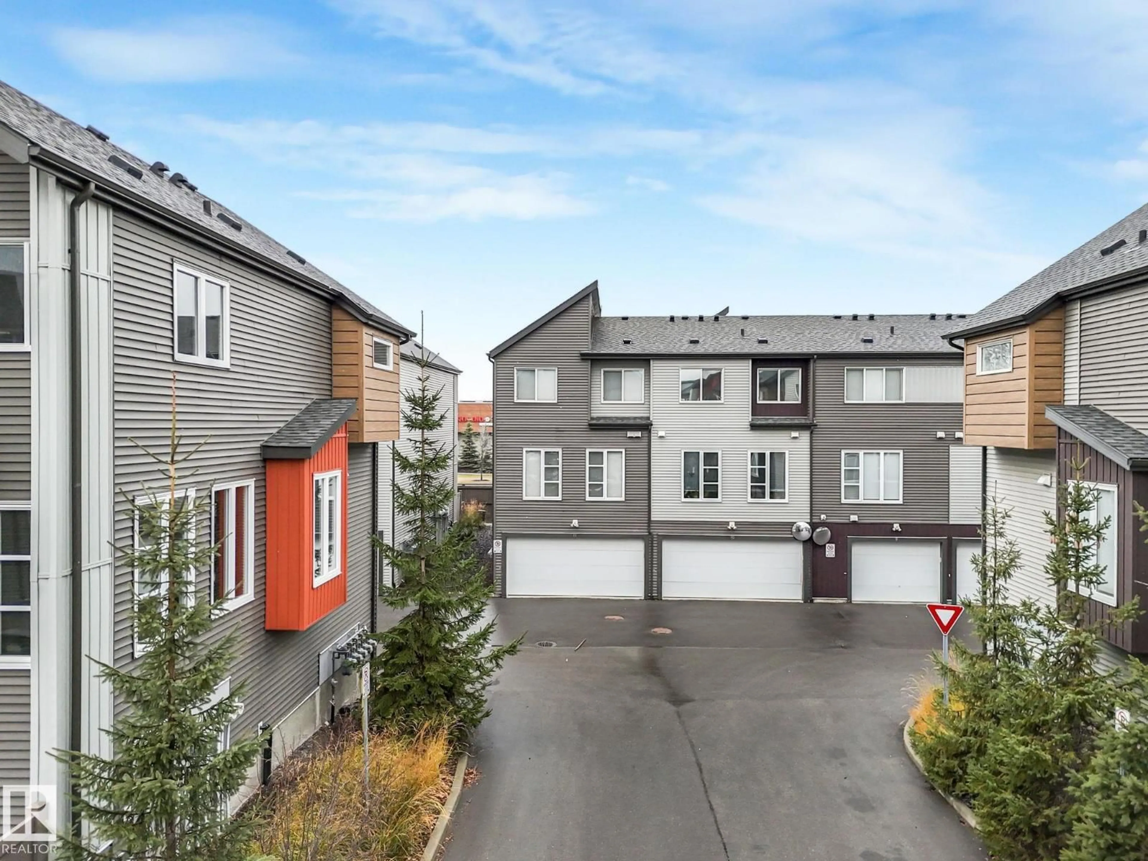 A pic from outside/outdoor area/front of a property/back of a property/a pic from drone, street for 11 - 4470 PROWSE RD, Edmonton Alberta T6W3R5