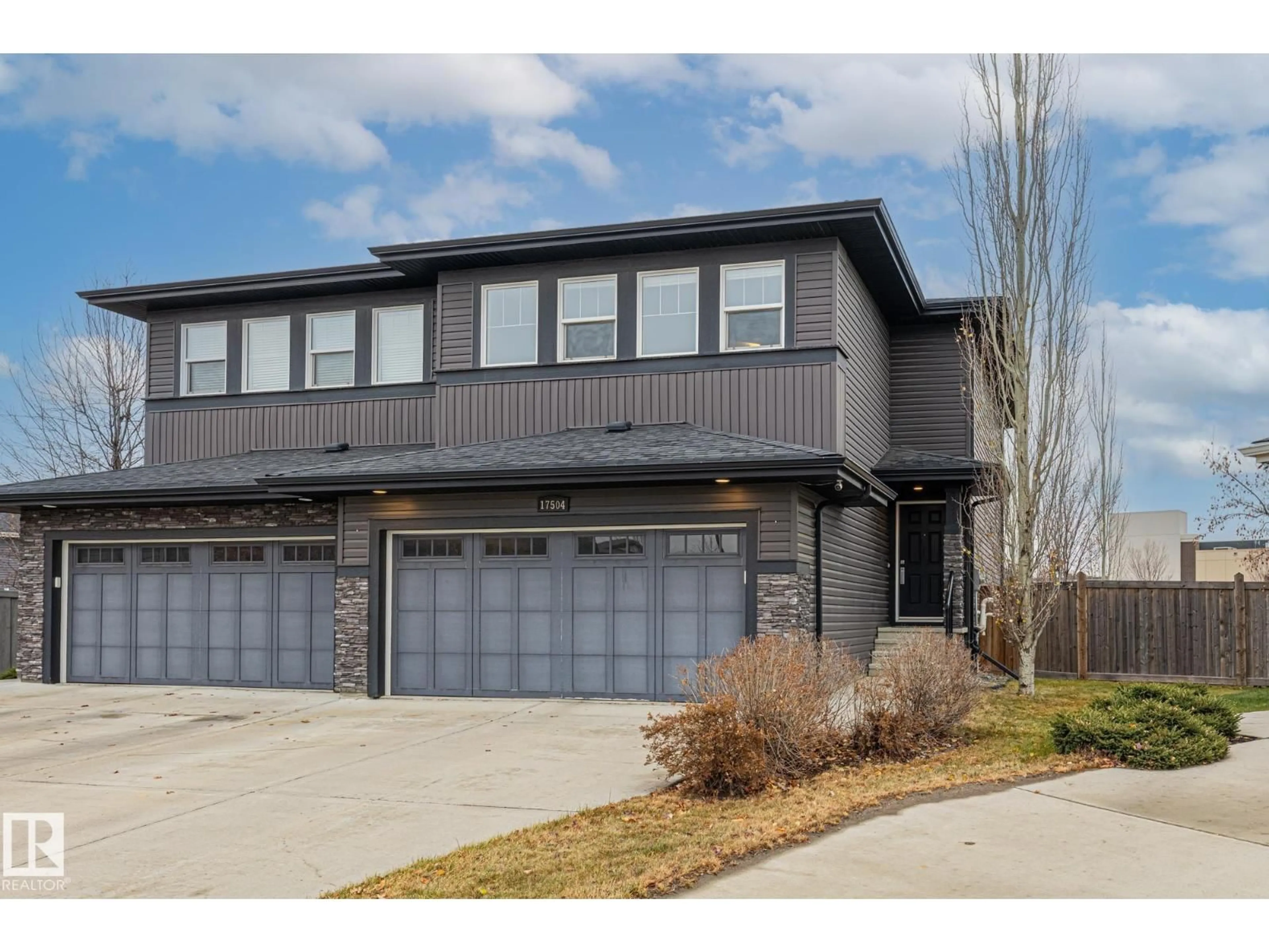 Unknown for 17504 13 AV, Edmonton Alberta T6W2J8