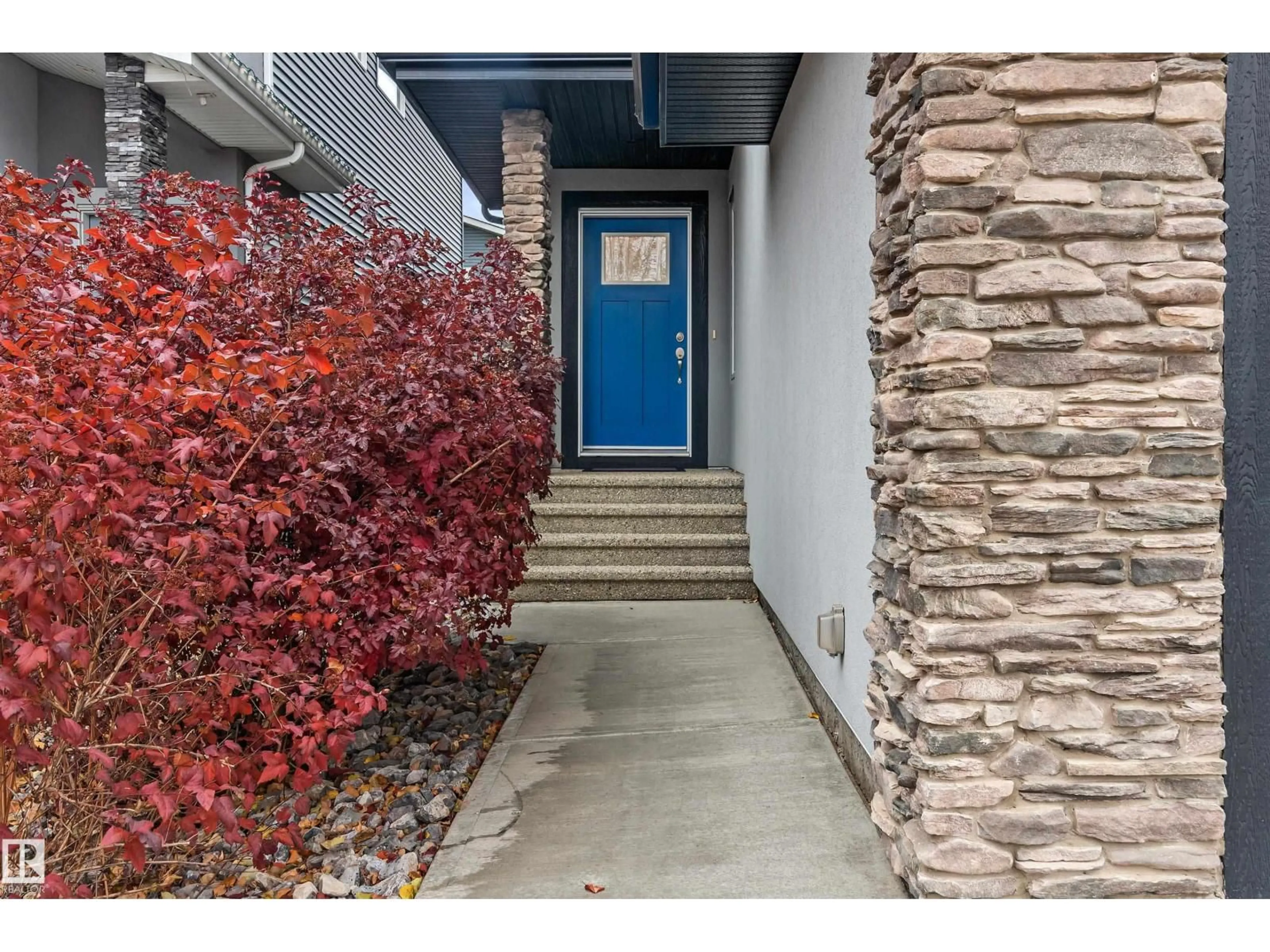 Indoor entryway for 2140 KOSHAL WY, Edmonton Alberta T6W3R9
