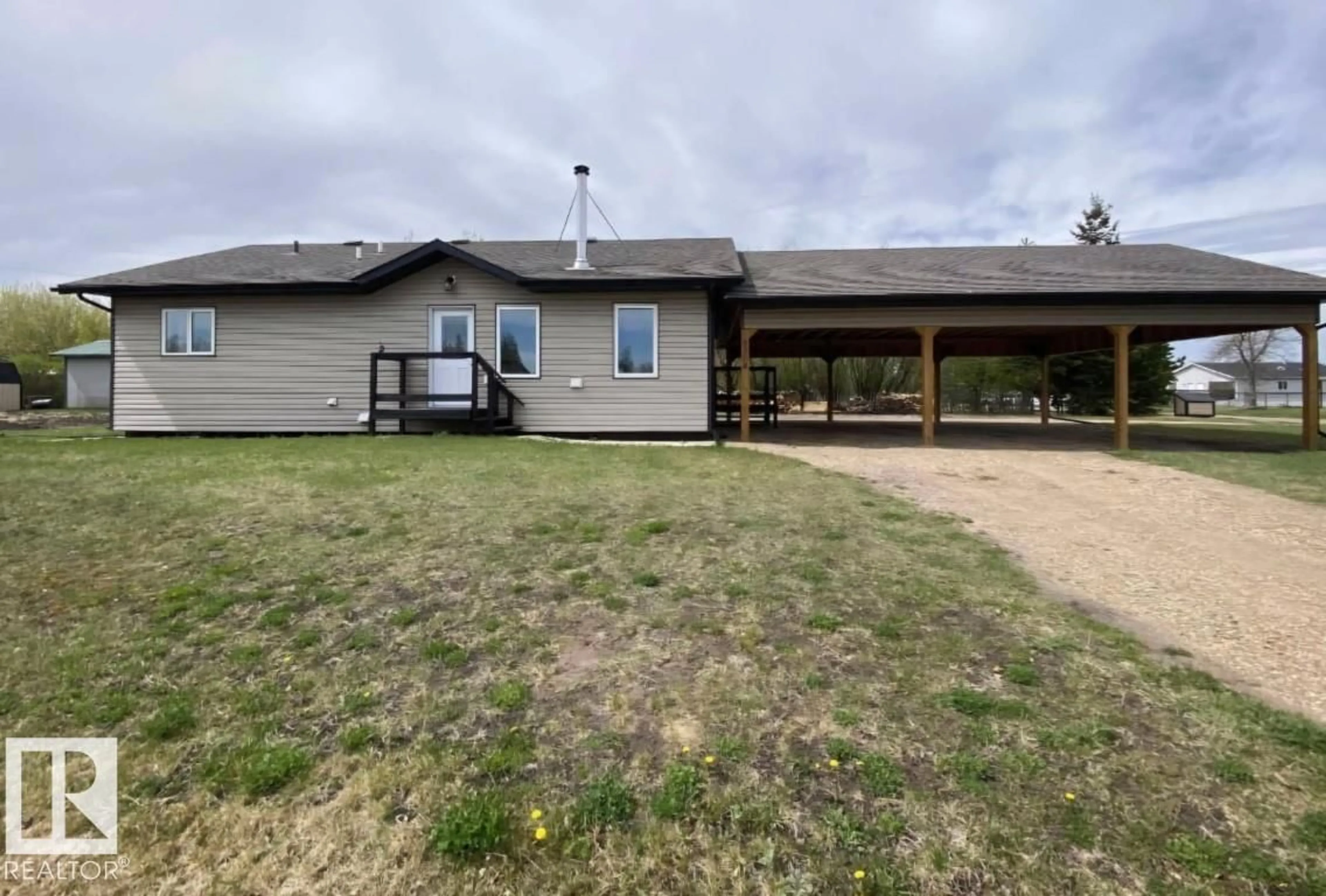 A pic from outside/outdoor area/front of a property/back of a property/a pic from drone, unknown for 5304 53 ST, Andrew Alberta T0B0C0