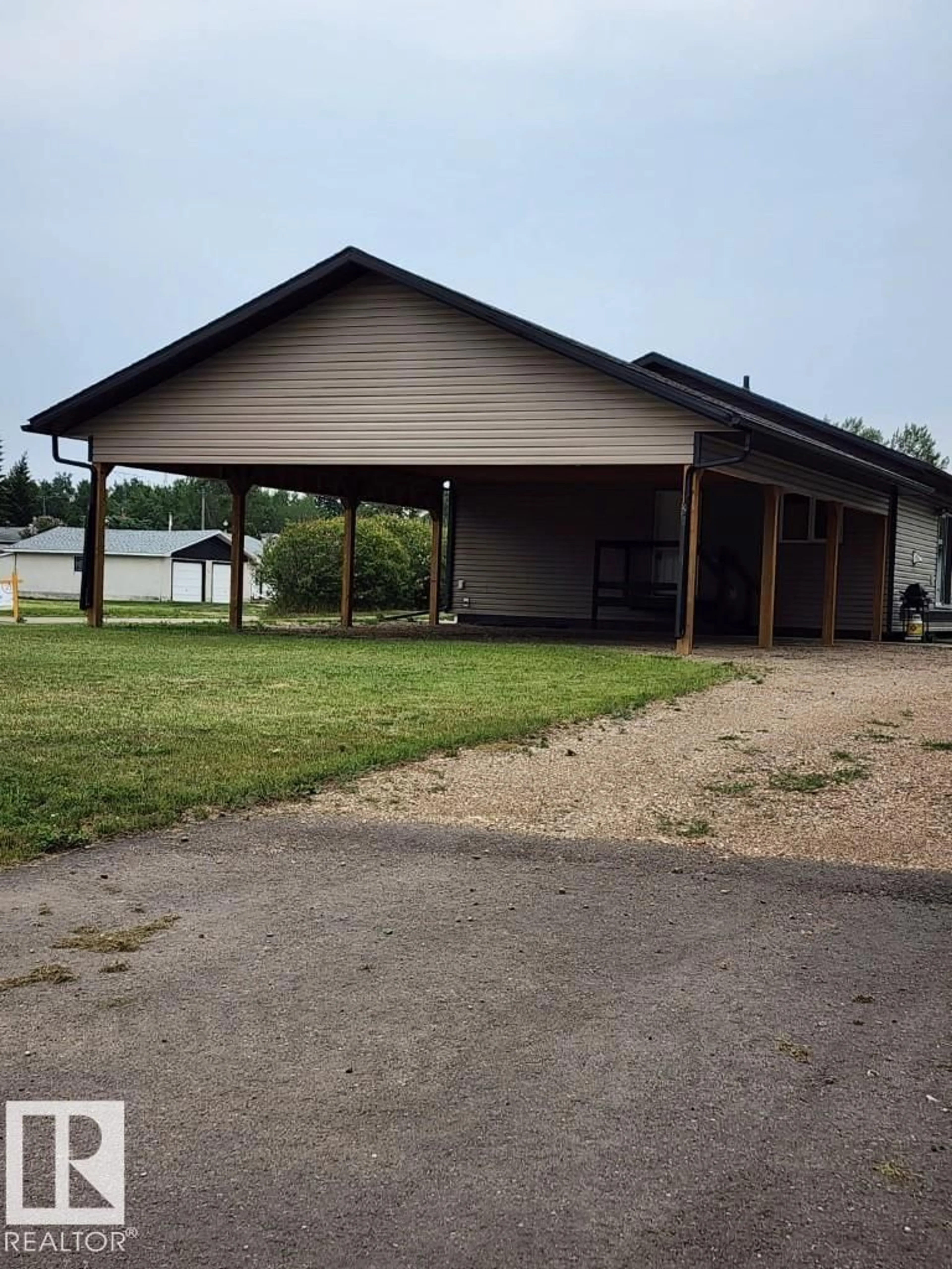 Unknown for 5304 53 ST, Andrew Alberta T0B0C0