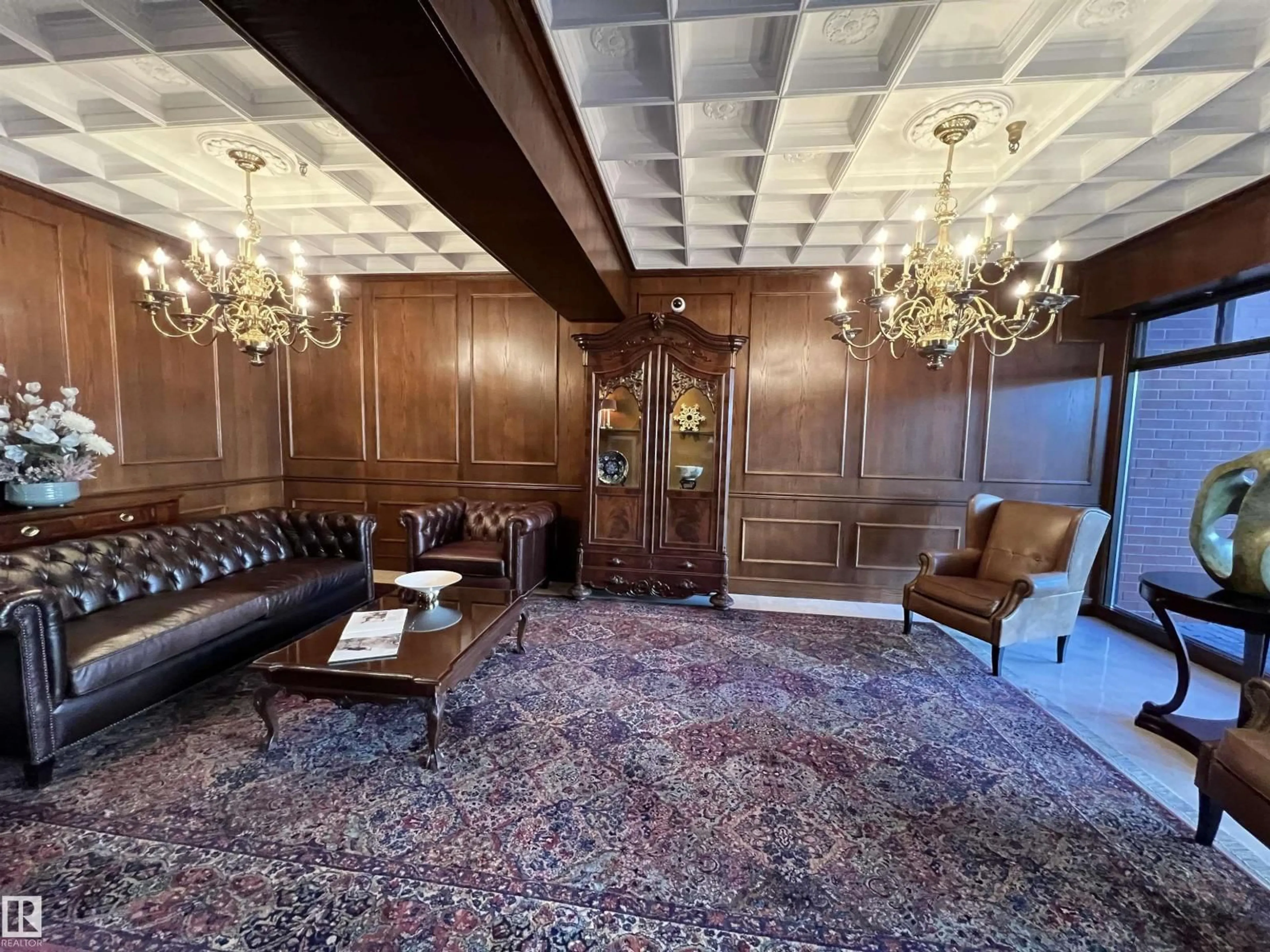 Lobby for #904 - 11503 100 AV, Edmonton Alberta T5K2R2