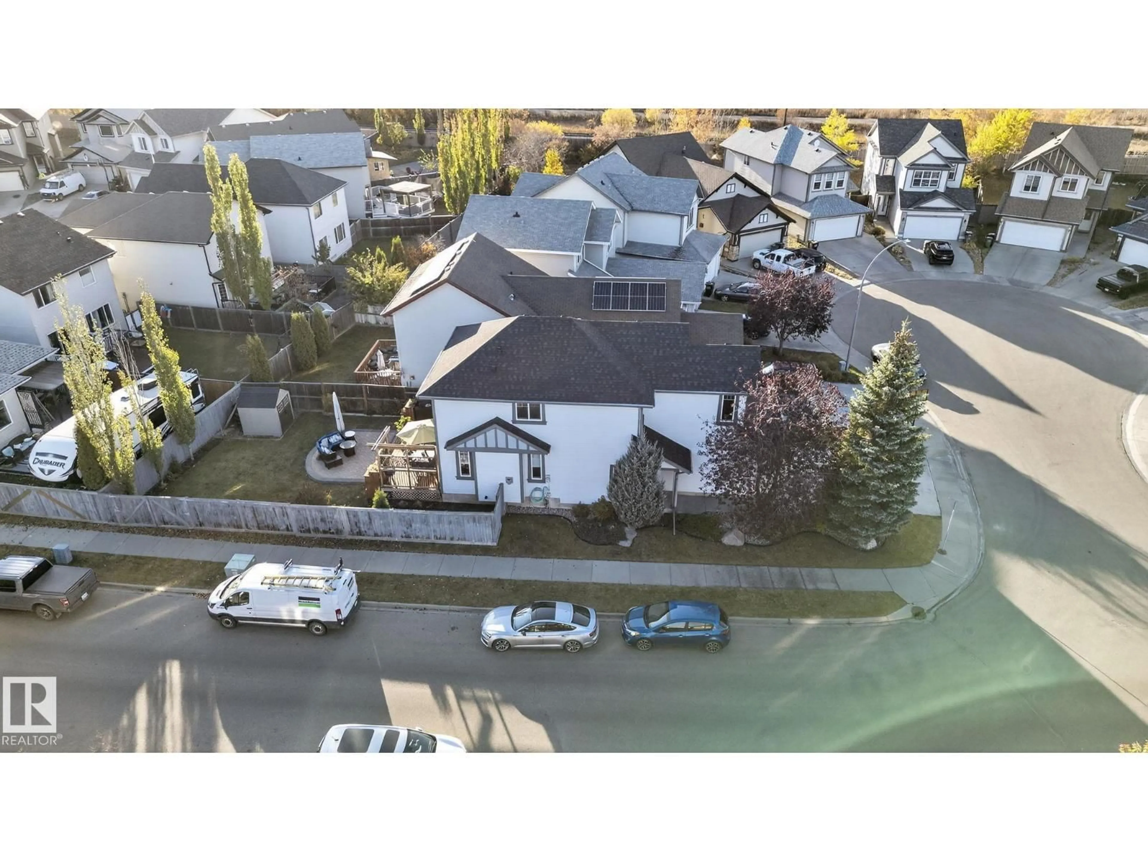 A pic from outside/outdoor area/front of a property/back of a property/a pic from drone, street for NW - 14105 148A AV, Edmonton Alberta T6V0A6