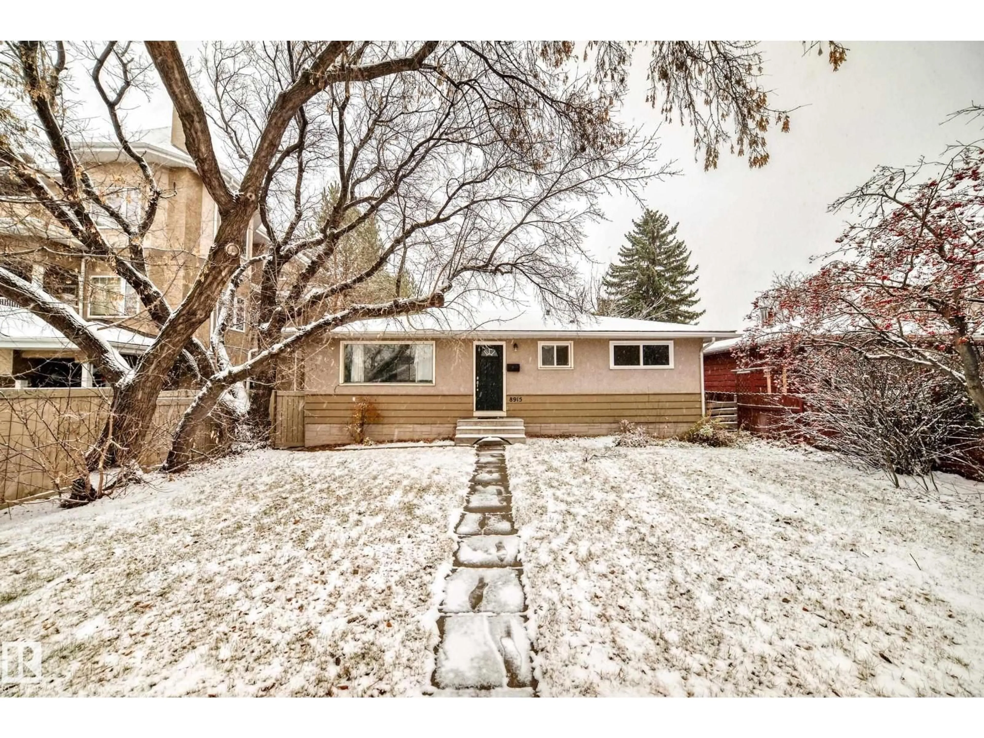 Unknown for 8915 156 ST, Edmonton Alberta T5R1Y6