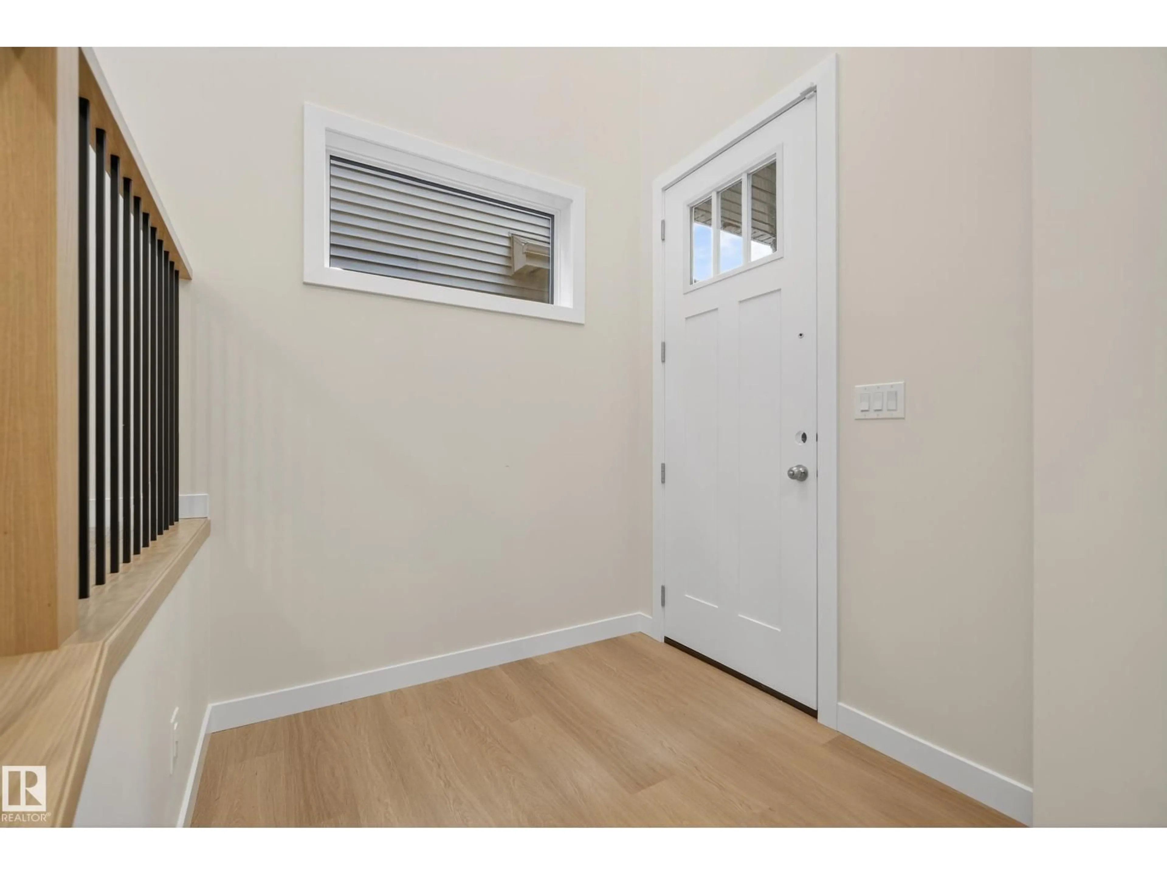 Indoor entryway for 29 PRESCOTT CL, Spruce Grove Alberta T7X0R3