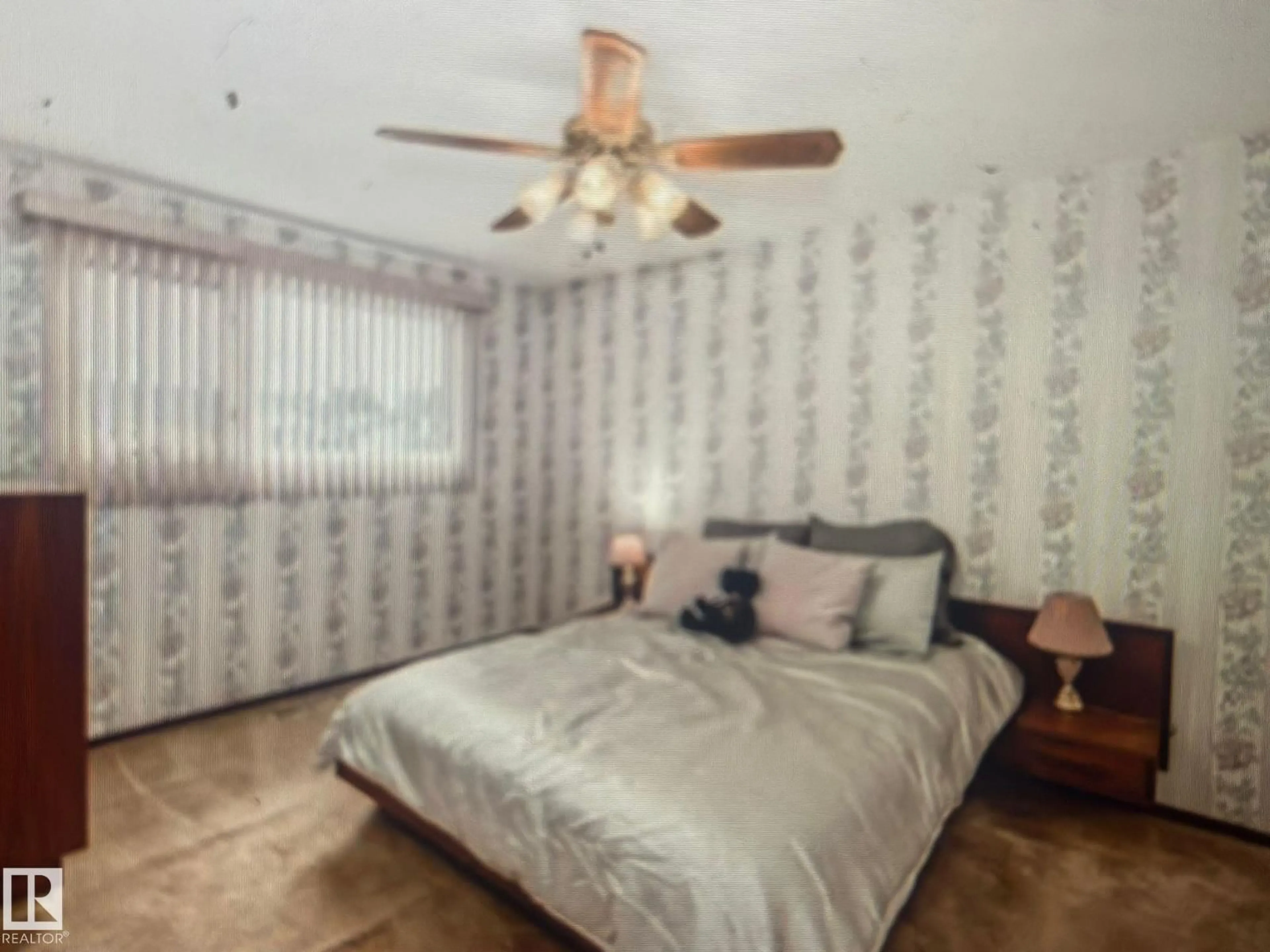 A pic of a room for 7112 99 AVENUE, Edmonton Alberta T6A0E1