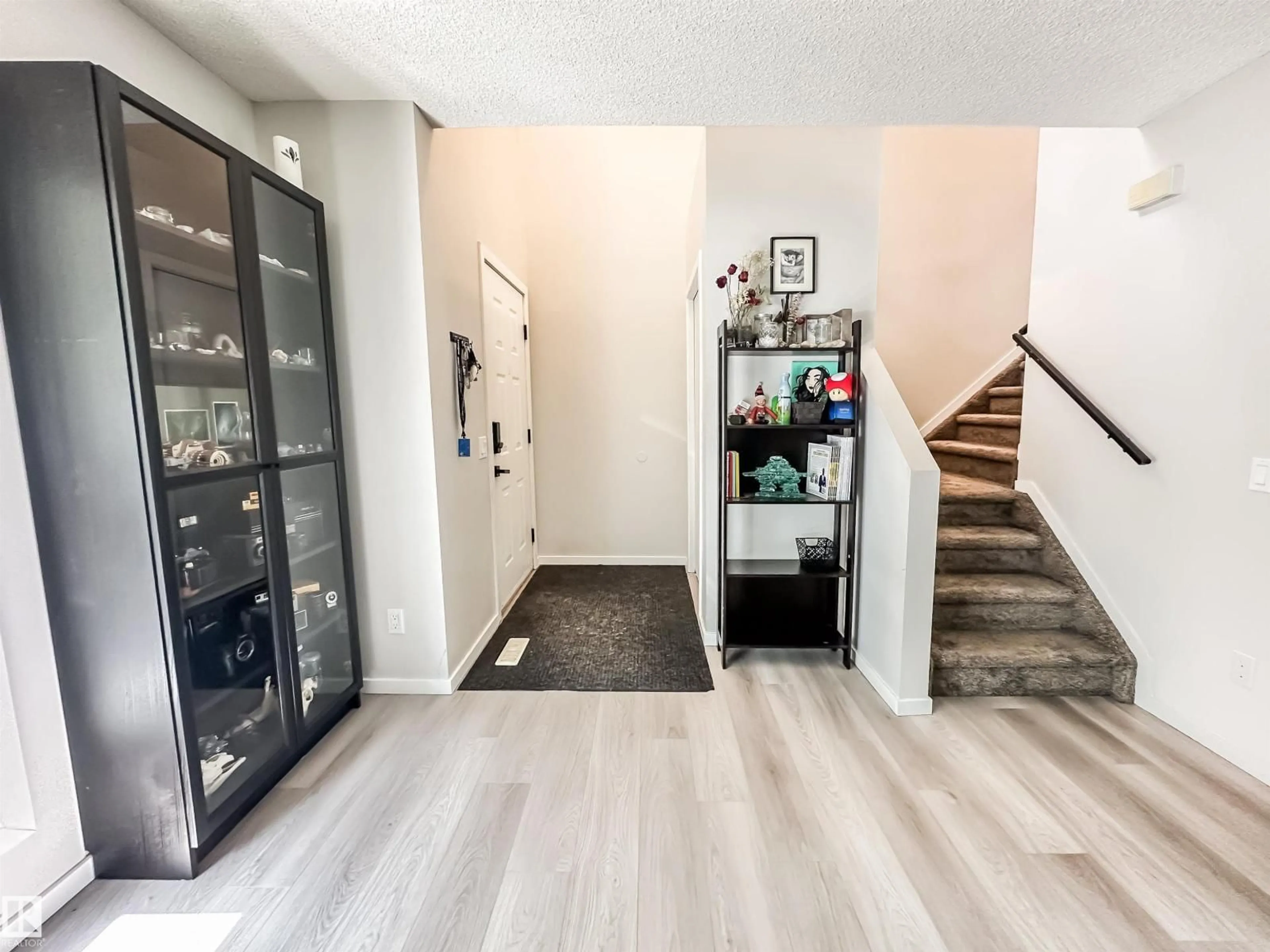 Indoor entryway for #26 - 10909 106 ST NW, Edmonton Alberta T5H4M7