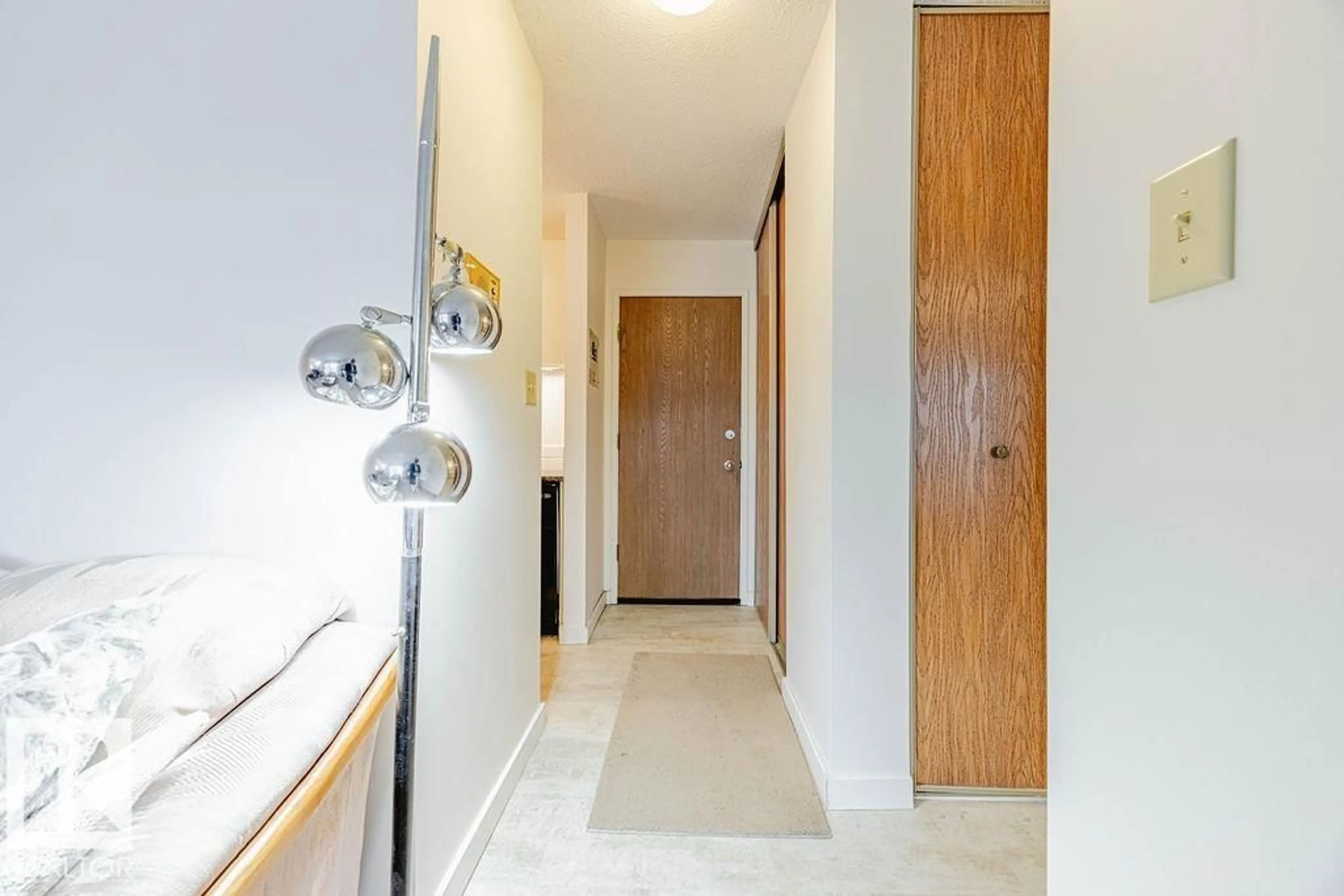 Indoor foyer for #106 - 2545 116 ST, Edmonton Alberta T6J3Z7