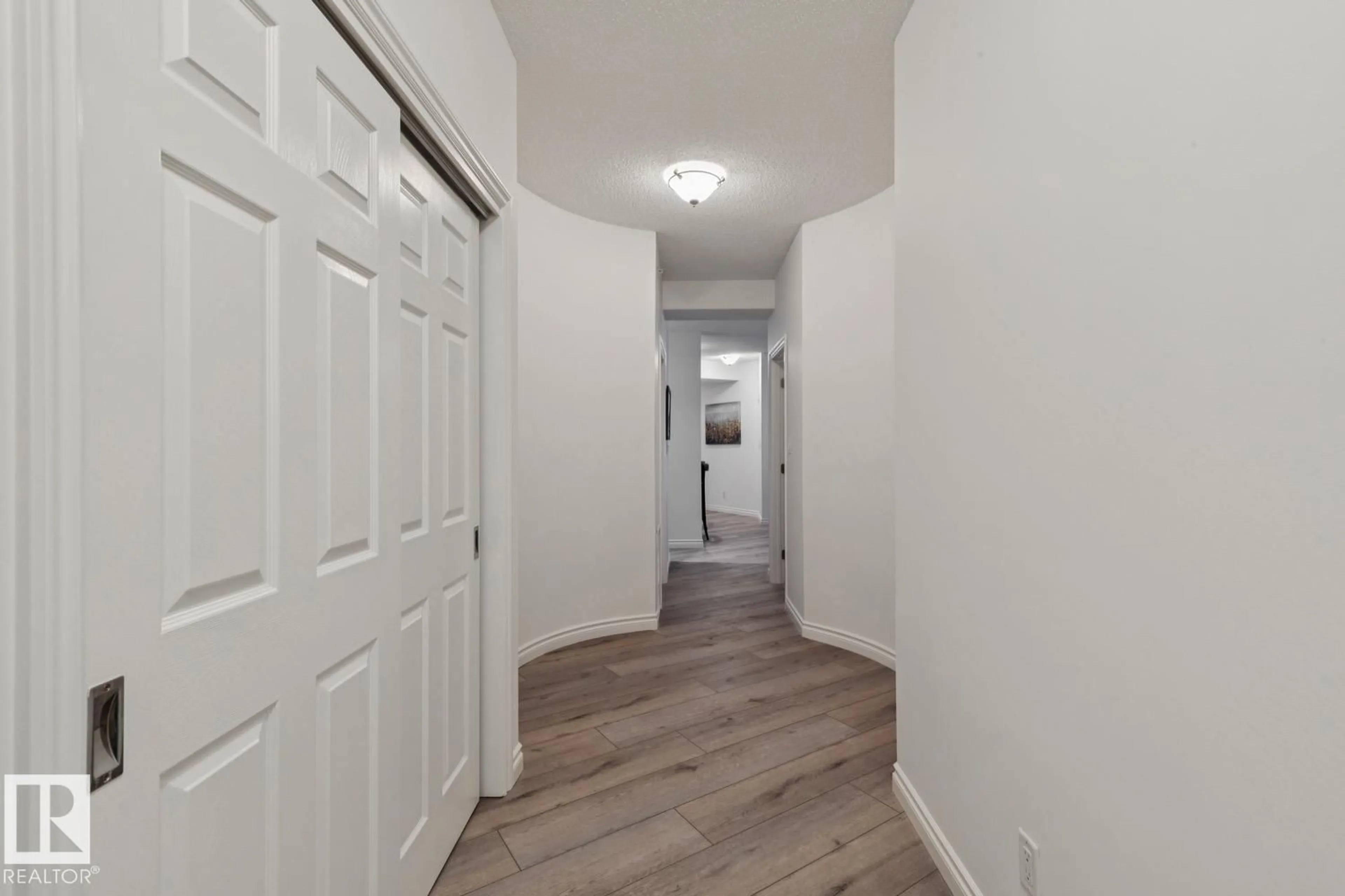 Indoor entryway for 507 - 10108 125 ST, Edmonton Alberta T5N4B6