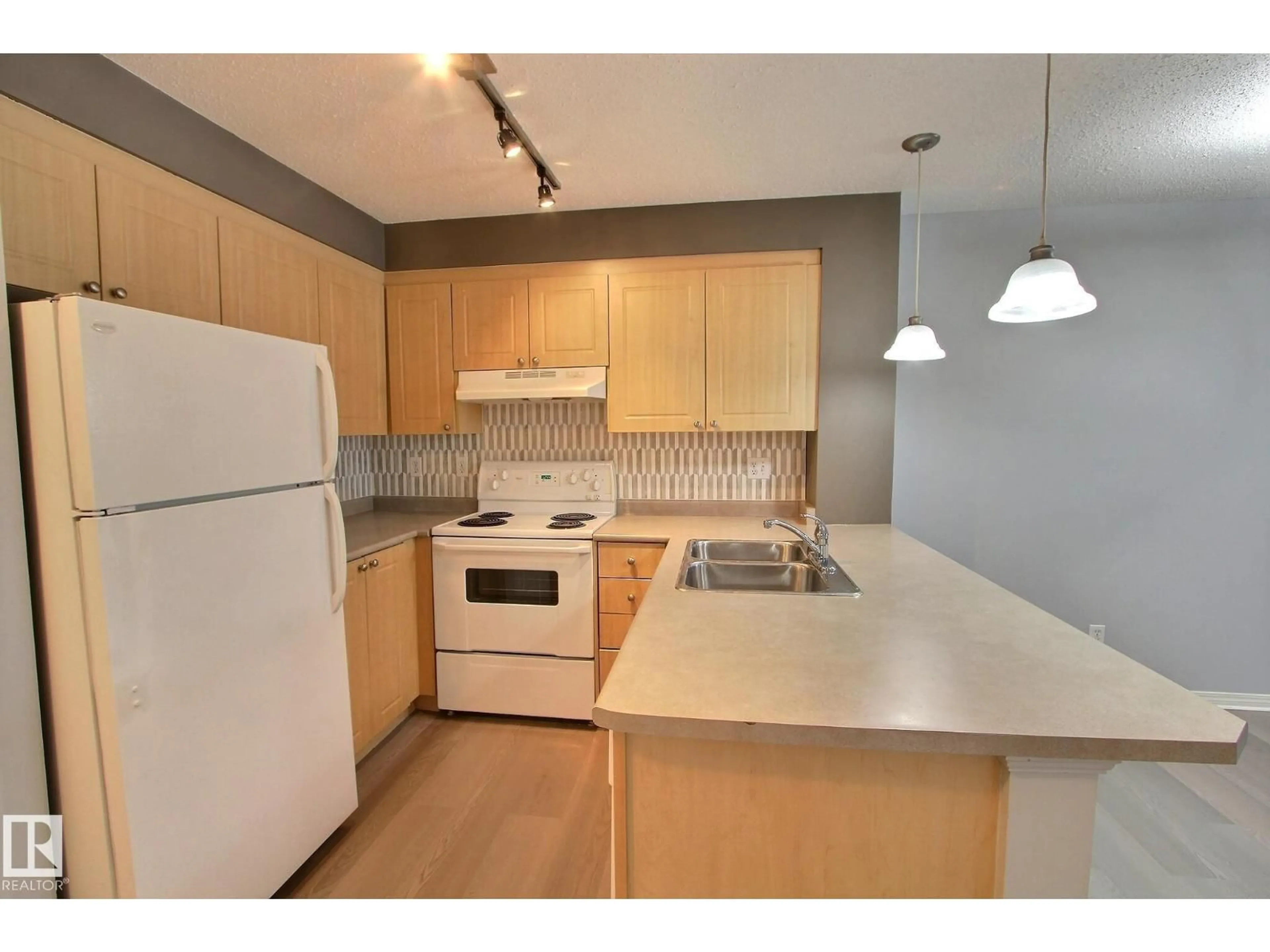 Standard kitchen, unknown for 616 - 416 MCALLISTER LO, Edmonton Alberta T6W1N1