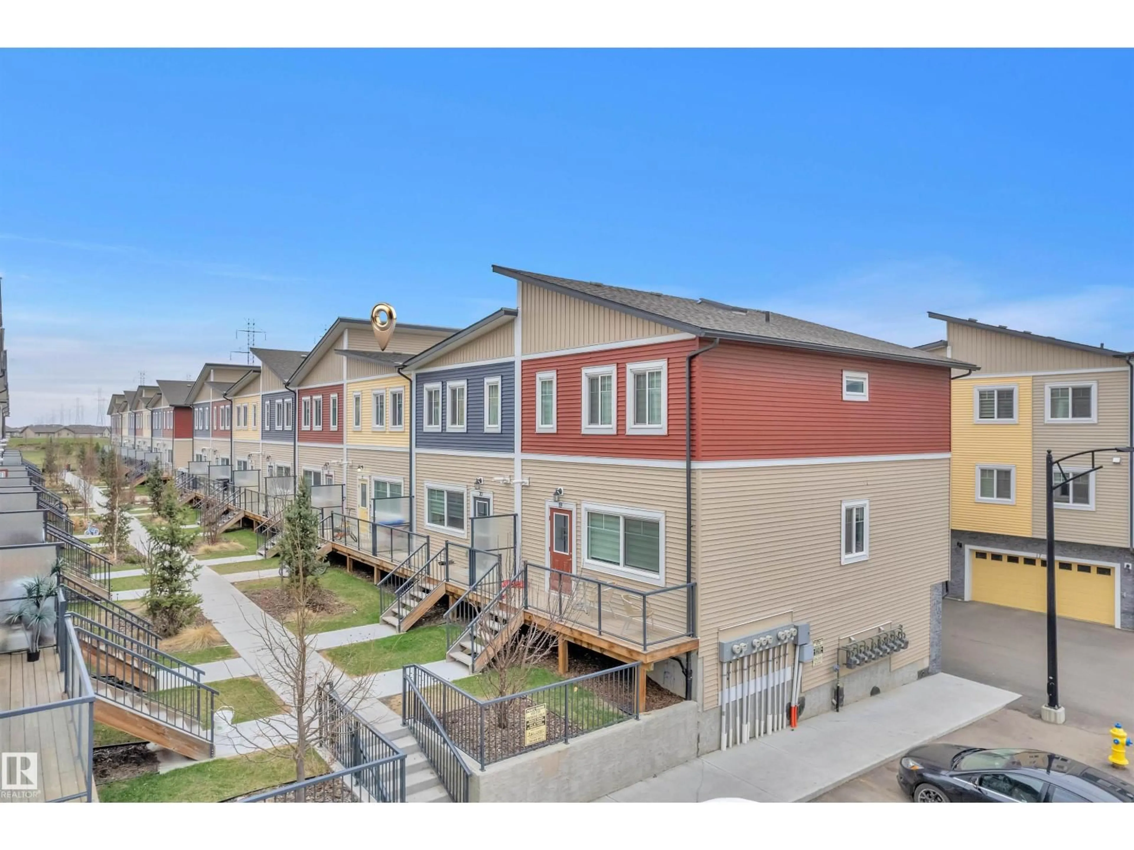 A pic from outside/outdoor area/front of a property/back of a property/a pic from drone, street for 21 - 2803 14 AV, Edmonton Alberta T6T2K4