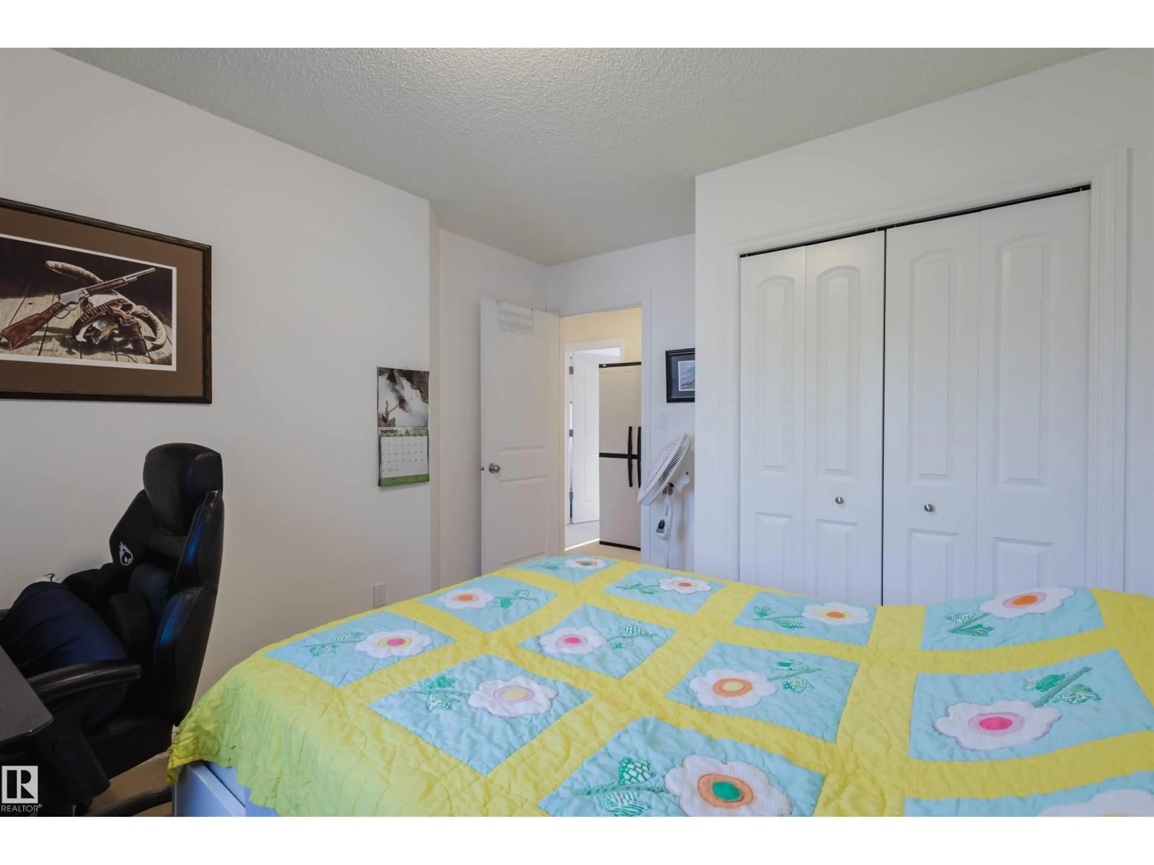 A pic of a room for 1517 RUTHERFORD RD, Edmonton Alberta T6W1V9