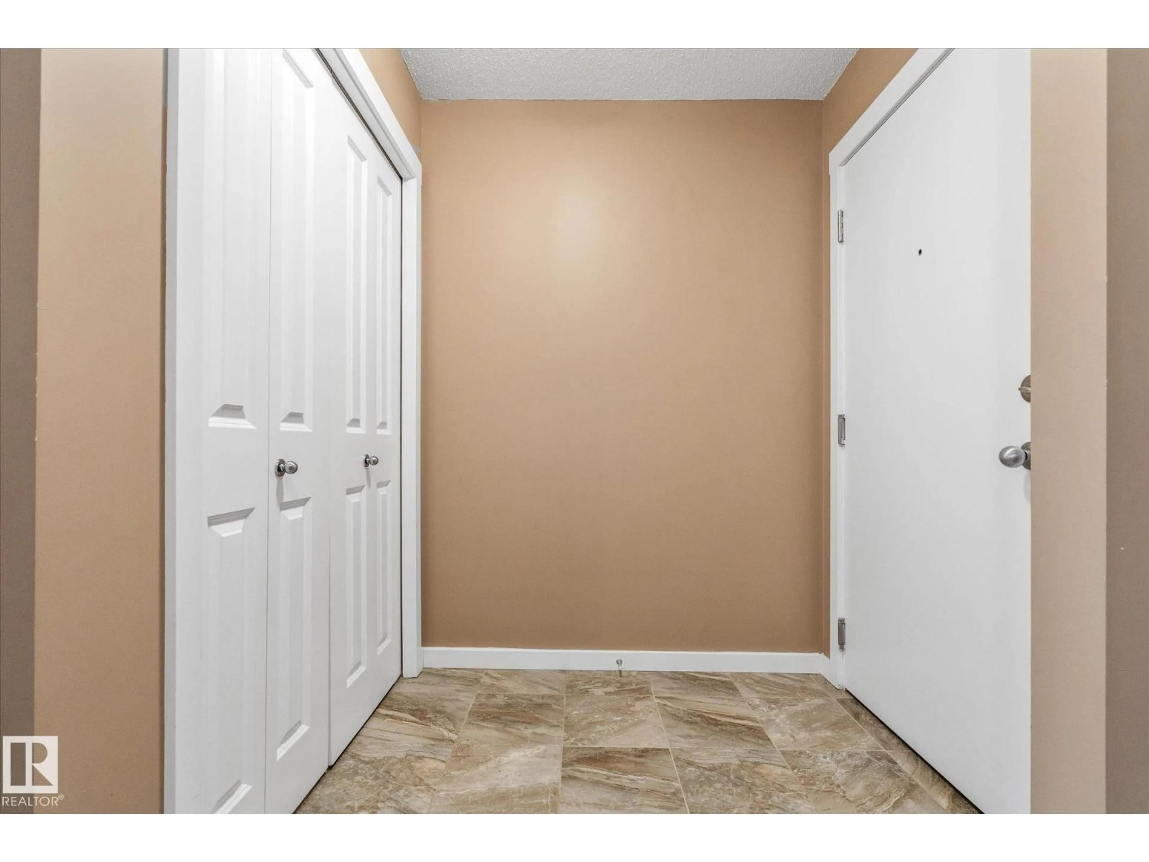 Indoor entryway for #401 - 5370 CHAPPELLE RD, Edmonton Alberta T6W3L5