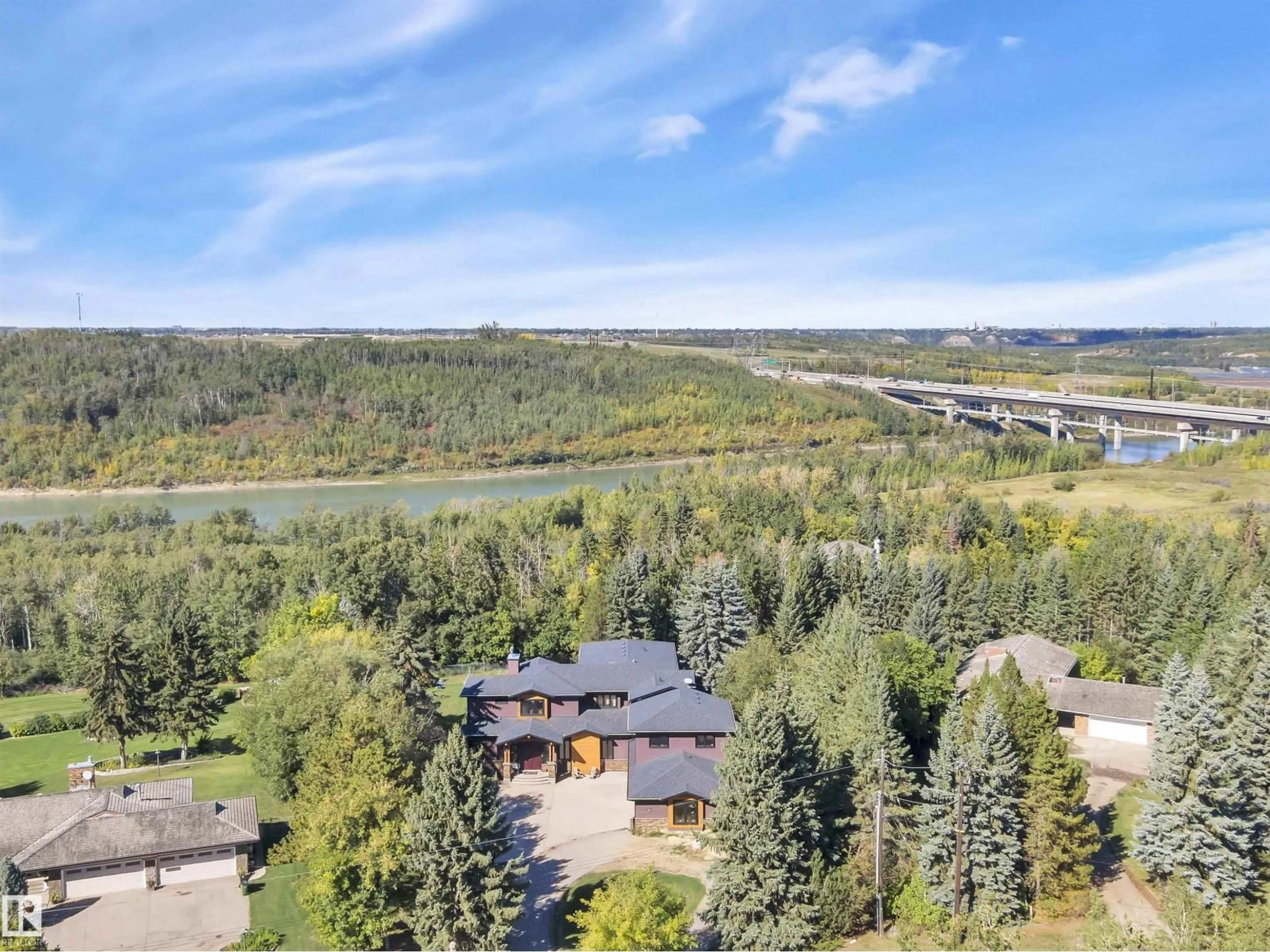 A pic from outside/outdoor area/front of a property/back of a property/a pic from drone, water/lake/river/ocean view for 148 WINDERMERE CR, Edmonton Alberta T6W0S3