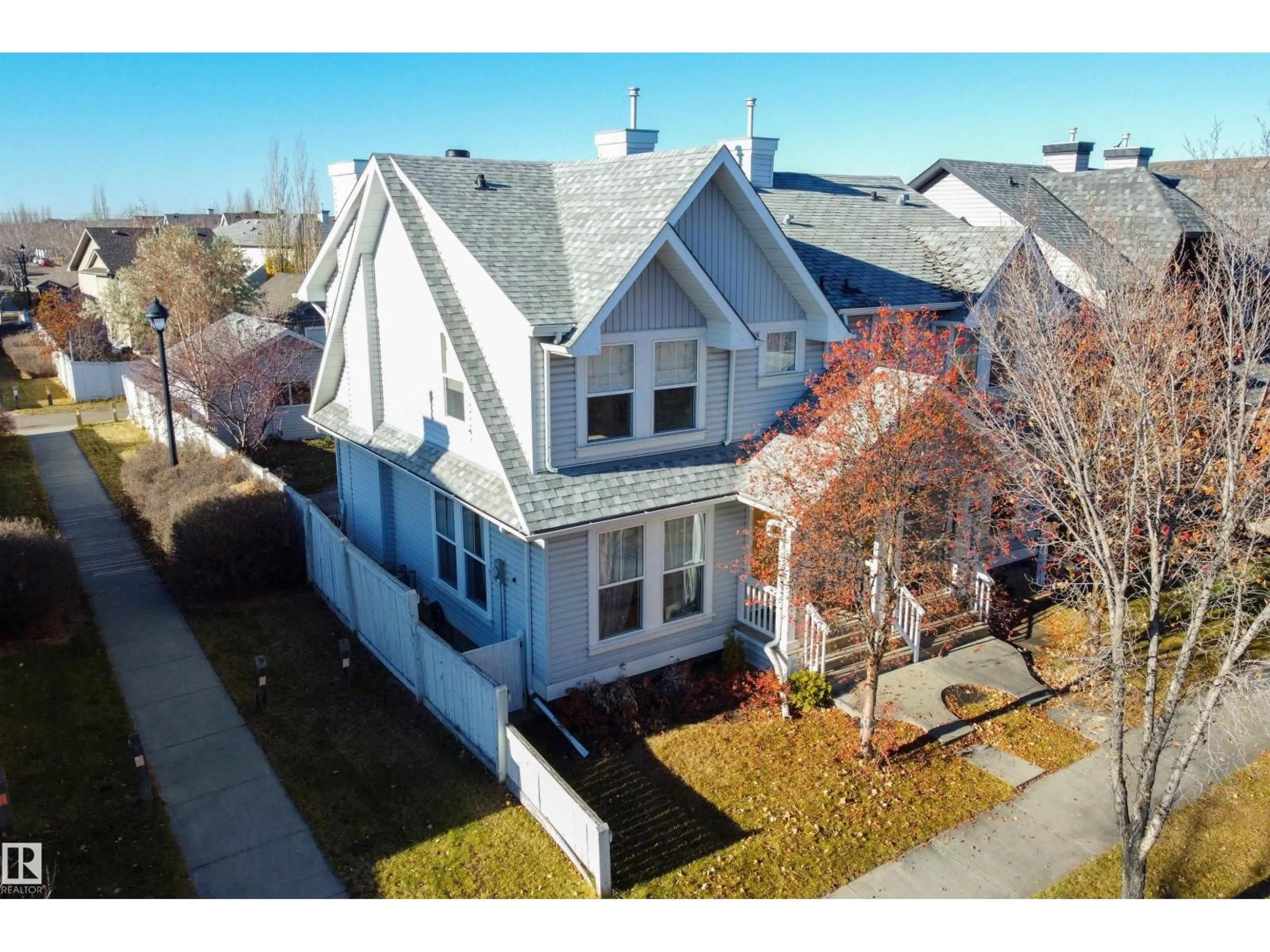 A pic from outside/outdoor area/front of a property/back of a property/a pic from drone, street for 4826 TERWILLEGAR CM, Edmonton Alberta T6R3H7