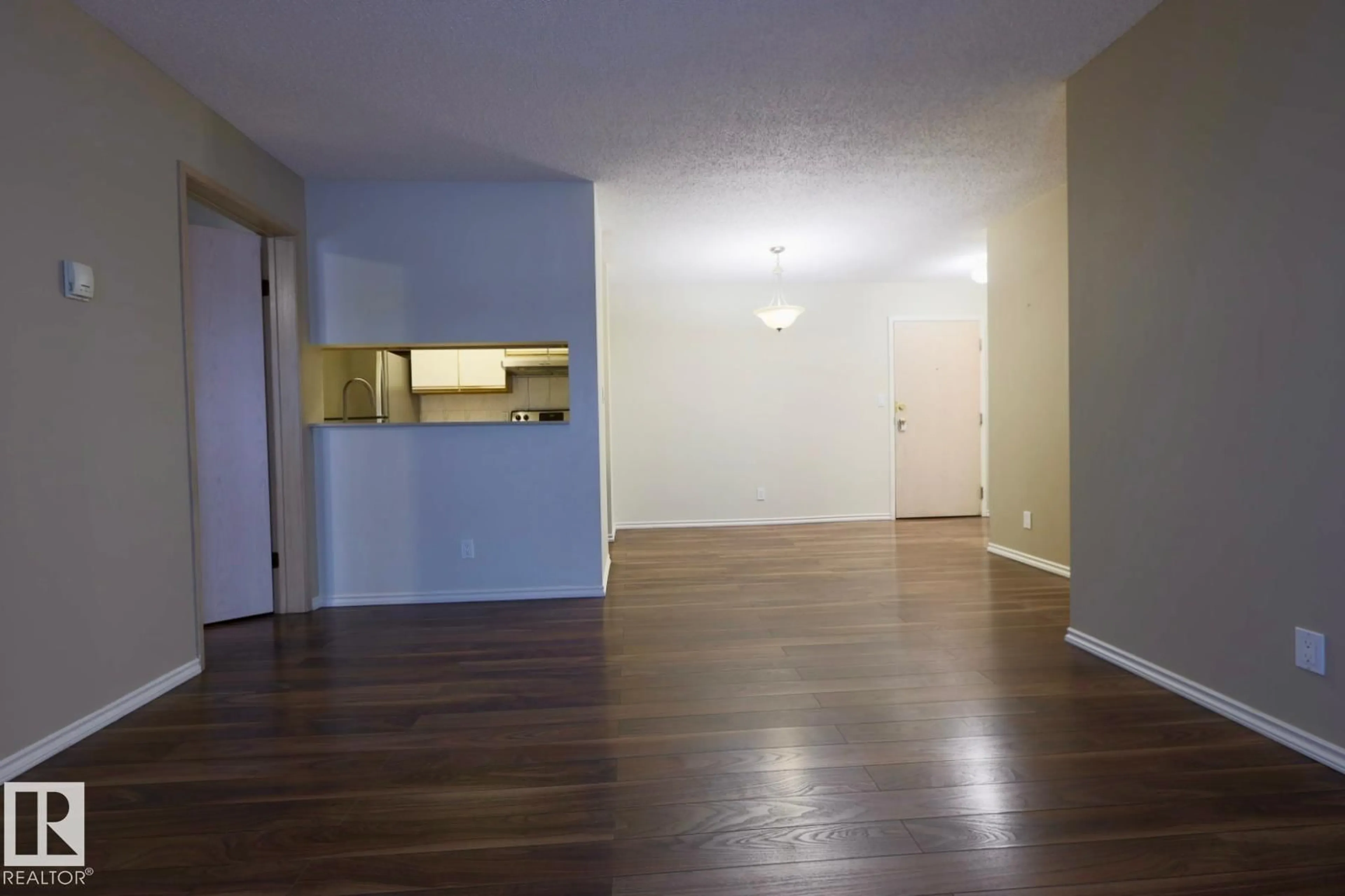 A pic of a room for #213 - 5065 31 AV, Edmonton Alberta T6L0A7