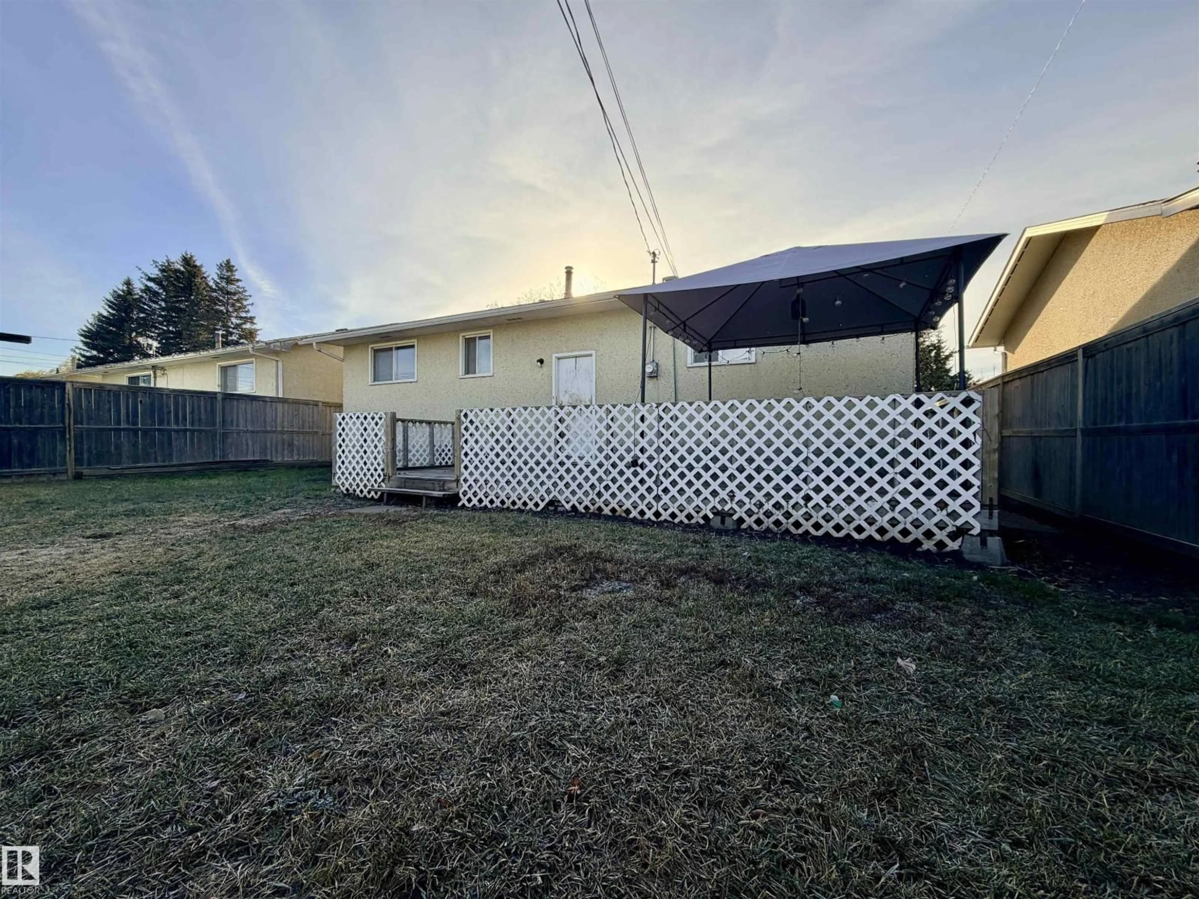 A pic from outside/outdoor area/front of a property/back of a property/a pic from drone, building for 4918 44 AV, St. Paul Town Alberta T0A3A4