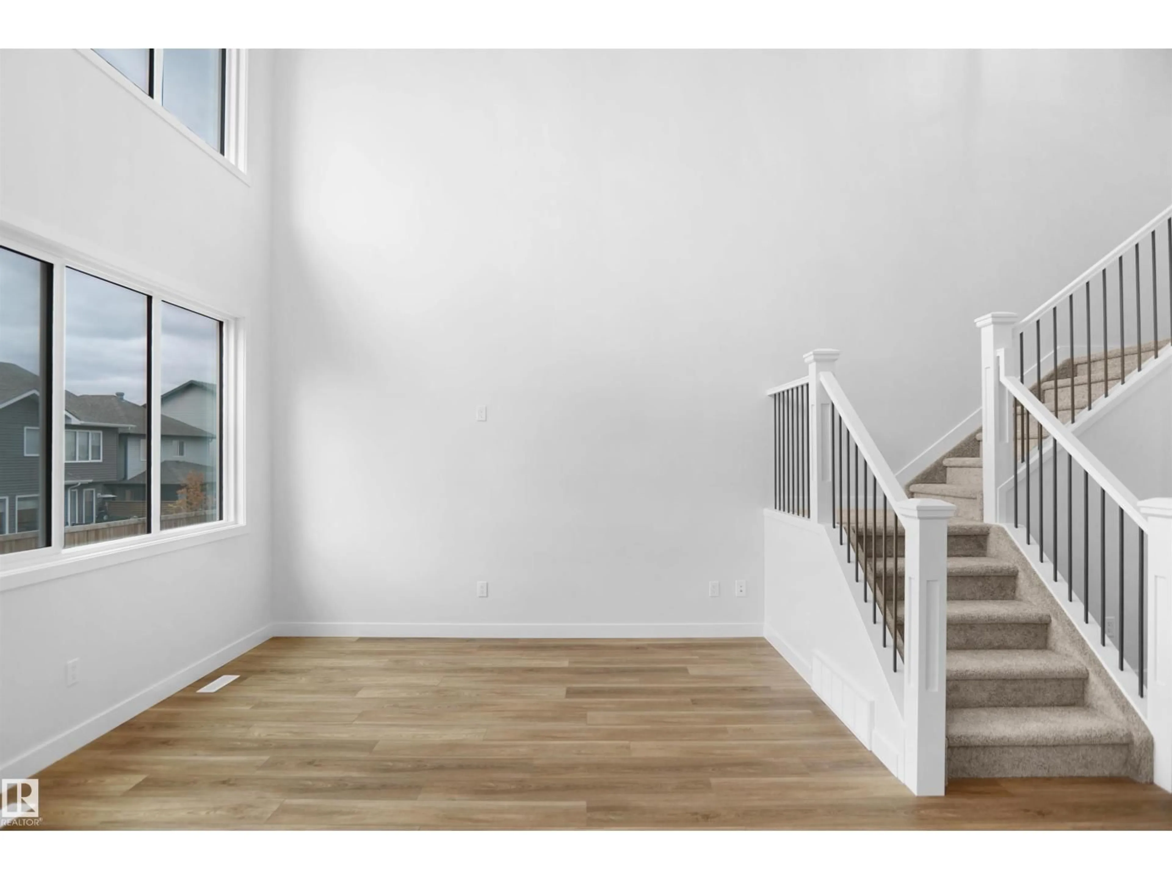 Indoor foyer for 114 SUNLAND WY, Sherwood Park Alberta T8H2X7