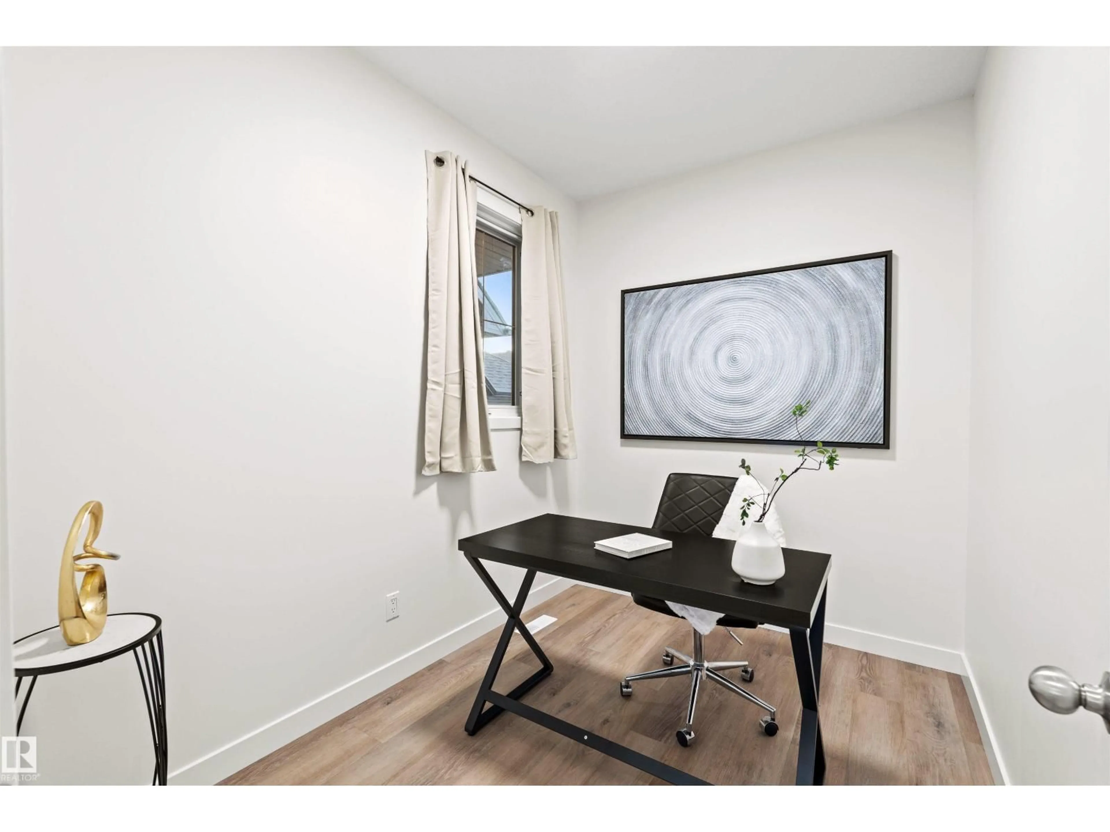 A pic of a room for 2009 209A ST, Edmonton Alberta T6M3C8