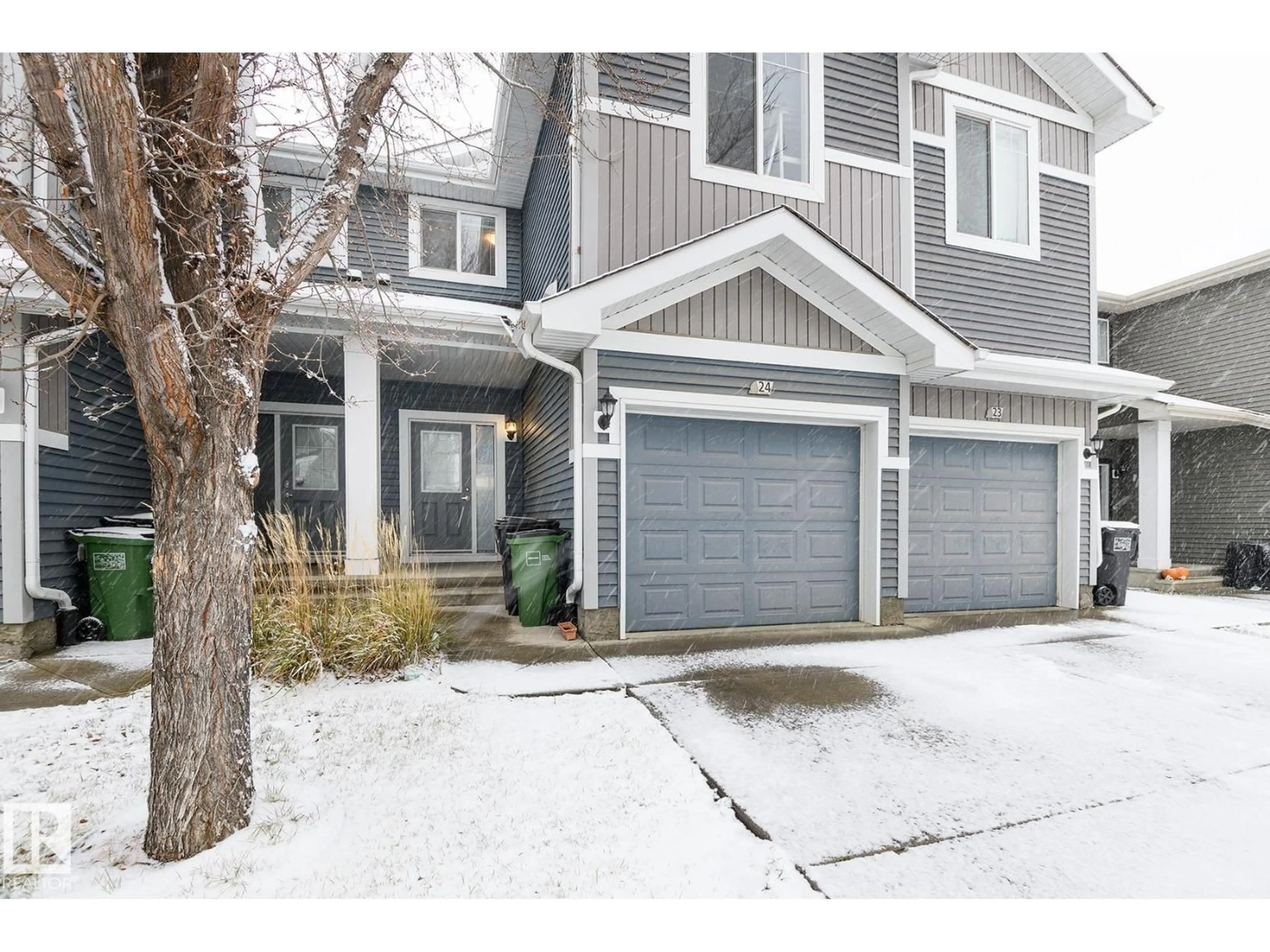 Unknown for NW - 24 8209 217 ST, Edmonton Alberta T5T6Z4