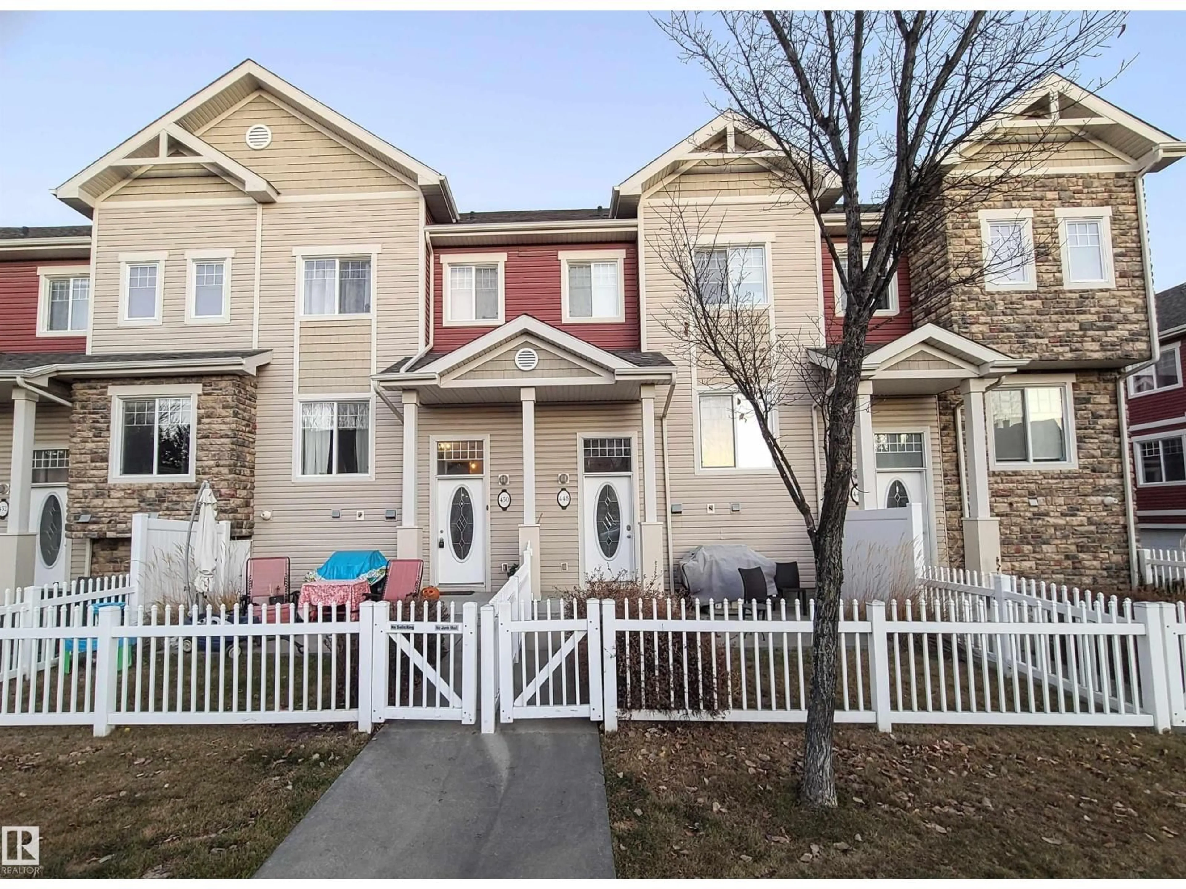 Unknown for 448 HEMMINGWAY RD, Edmonton Alberta T6M0M5