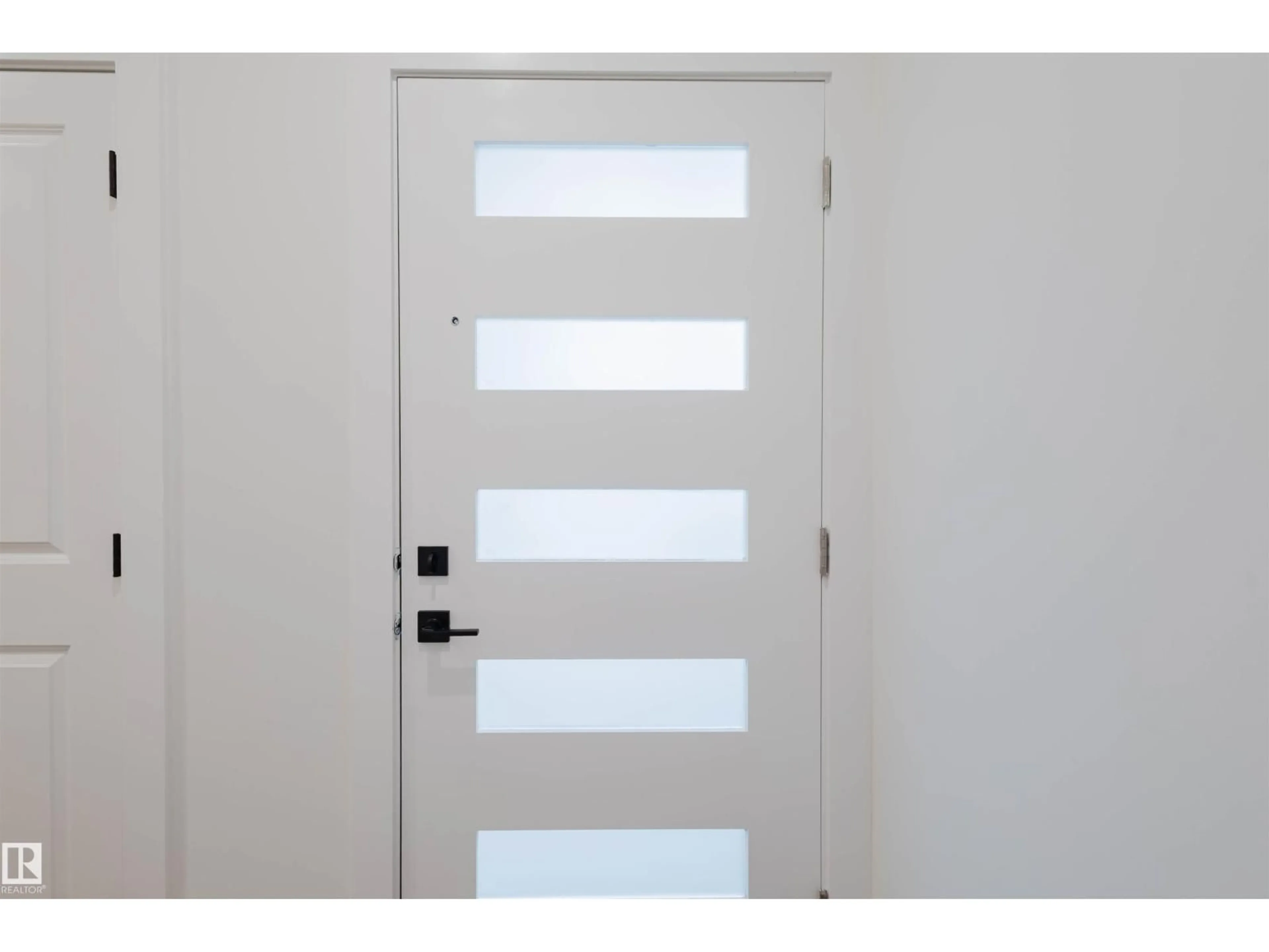 Indoor entryway for 367 BLUFF CV, Leduc Alberta T9E1S2