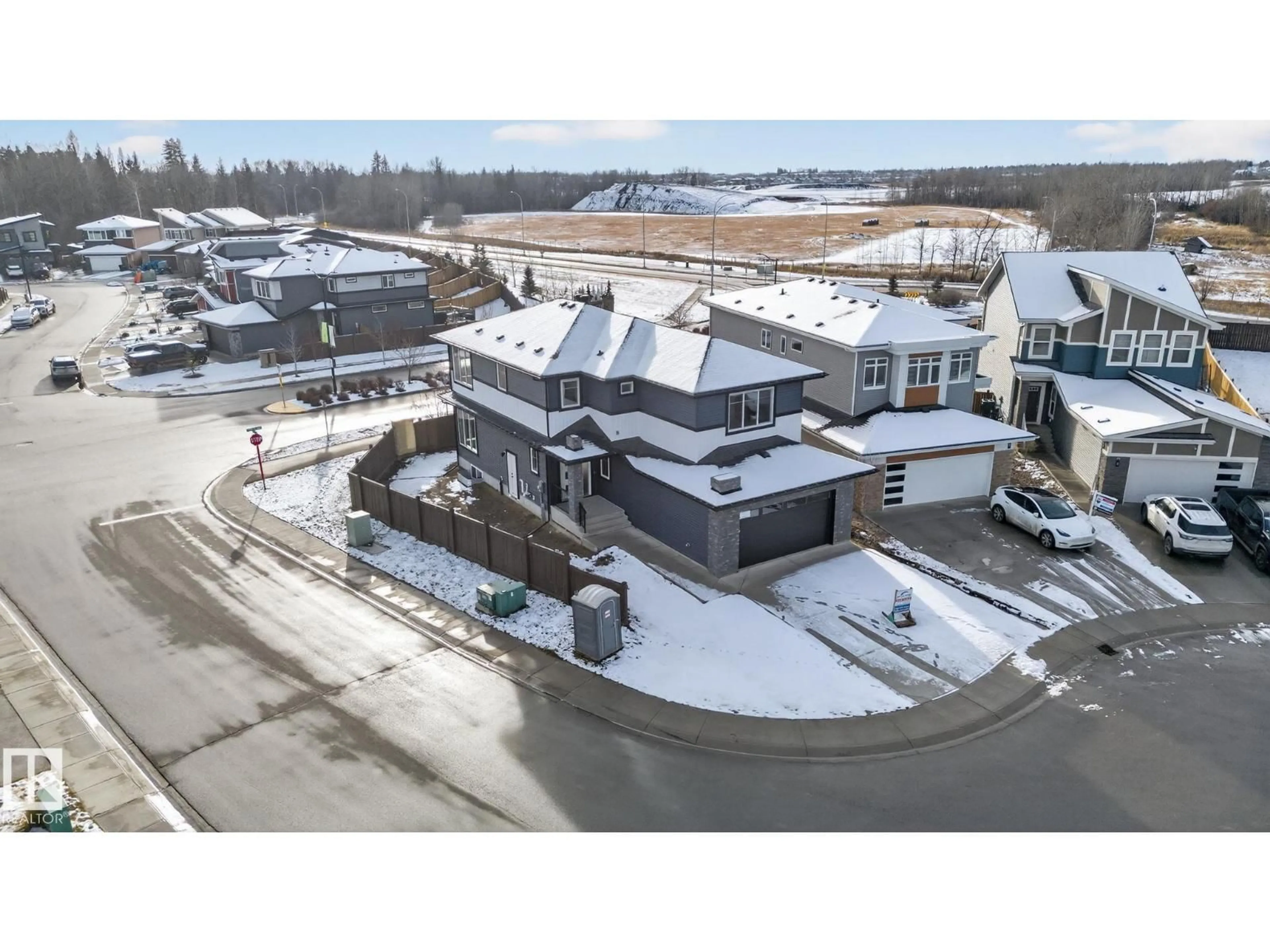 A pic from outside/outdoor area/front of a property/back of a property/a pic from drone, building for 1 ELWYCK, Spruce Grove Alberta T7X0Z2