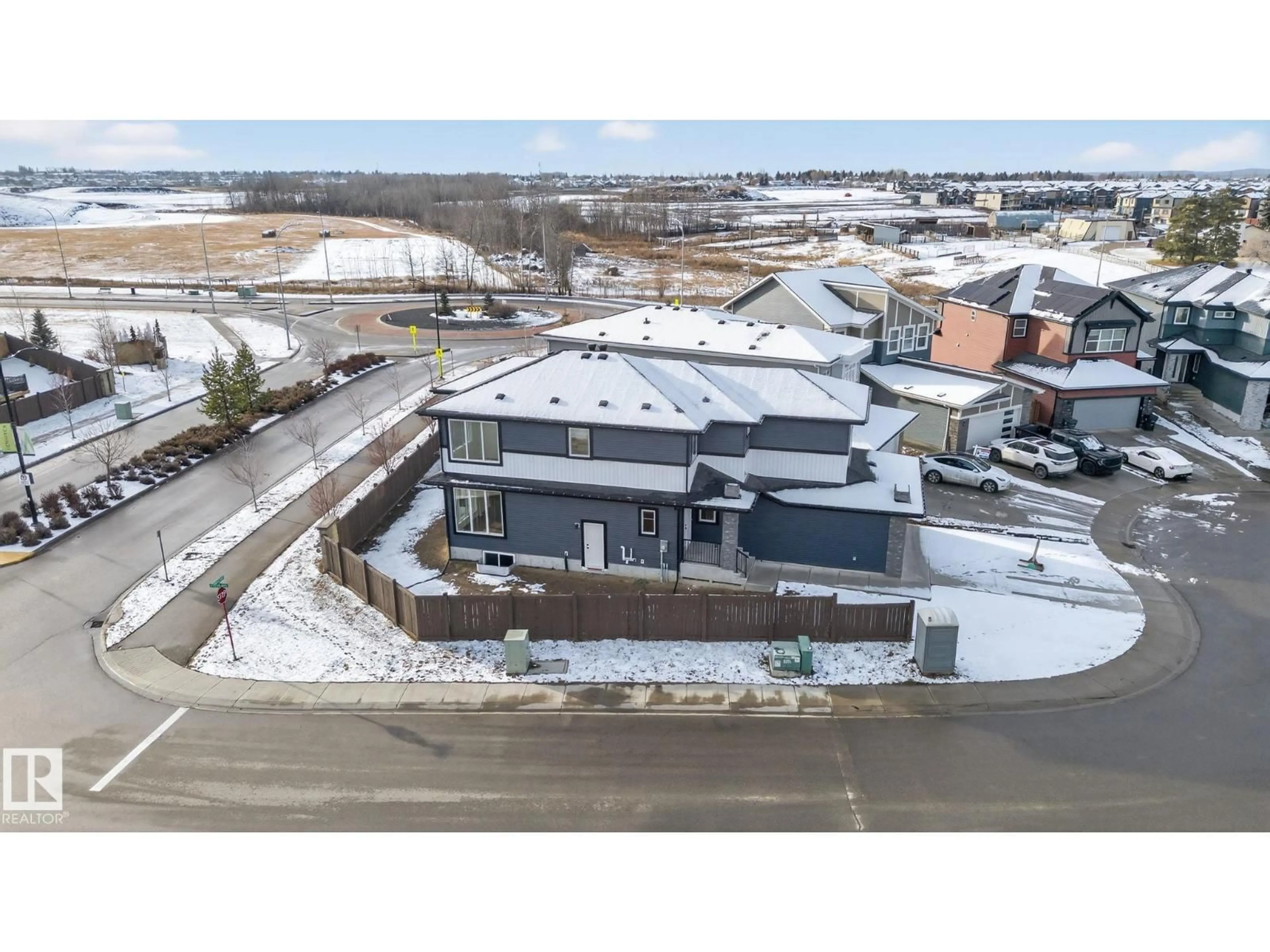 A pic from outside/outdoor area/front of a property/back of a property/a pic from drone, building for 1 ELWYCK, Spruce Grove Alberta T7X0Z2
