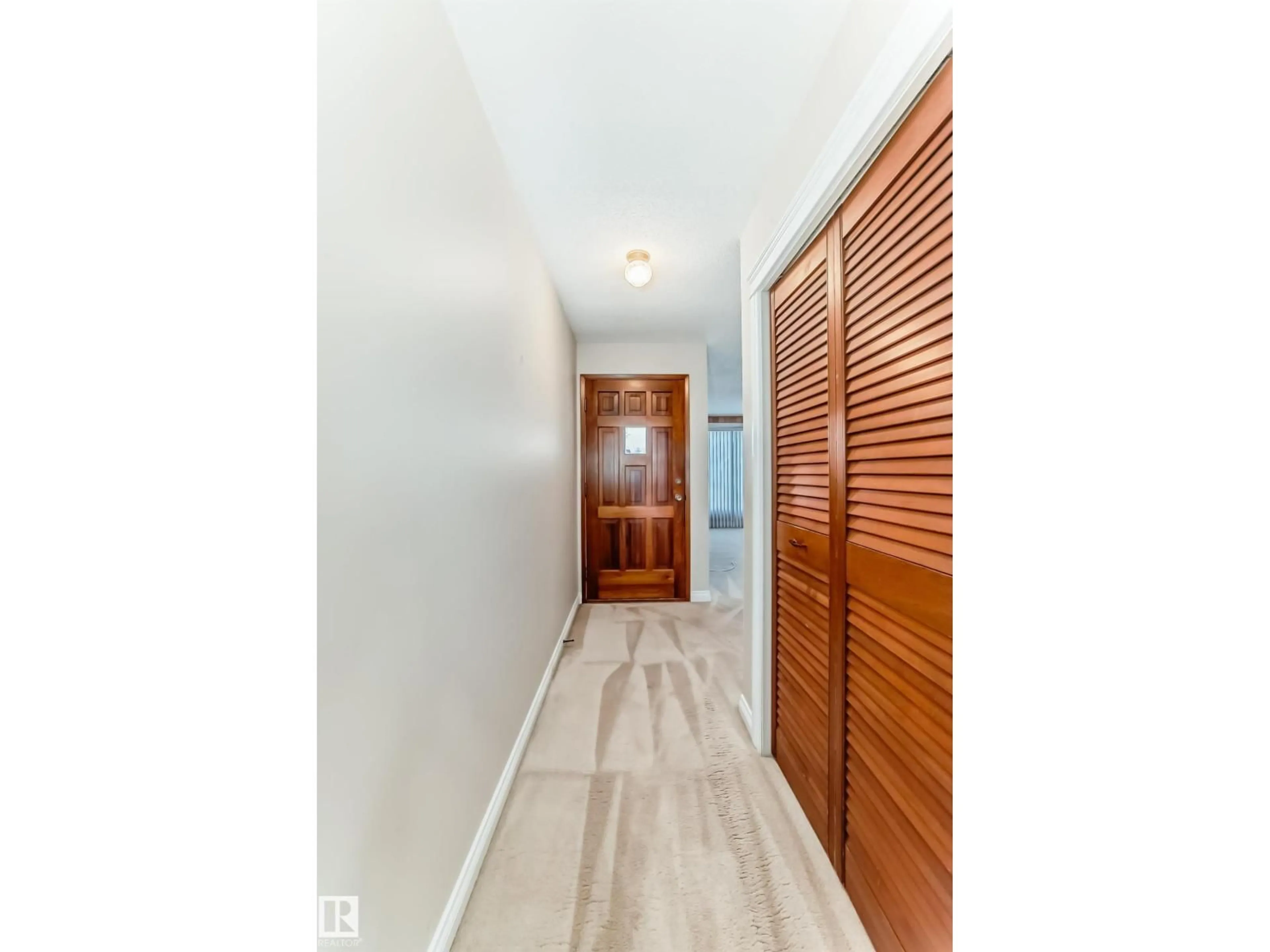 Indoor entryway for 13 ROSEWOOD PL, Sherwood Park Alberta T8A2H3