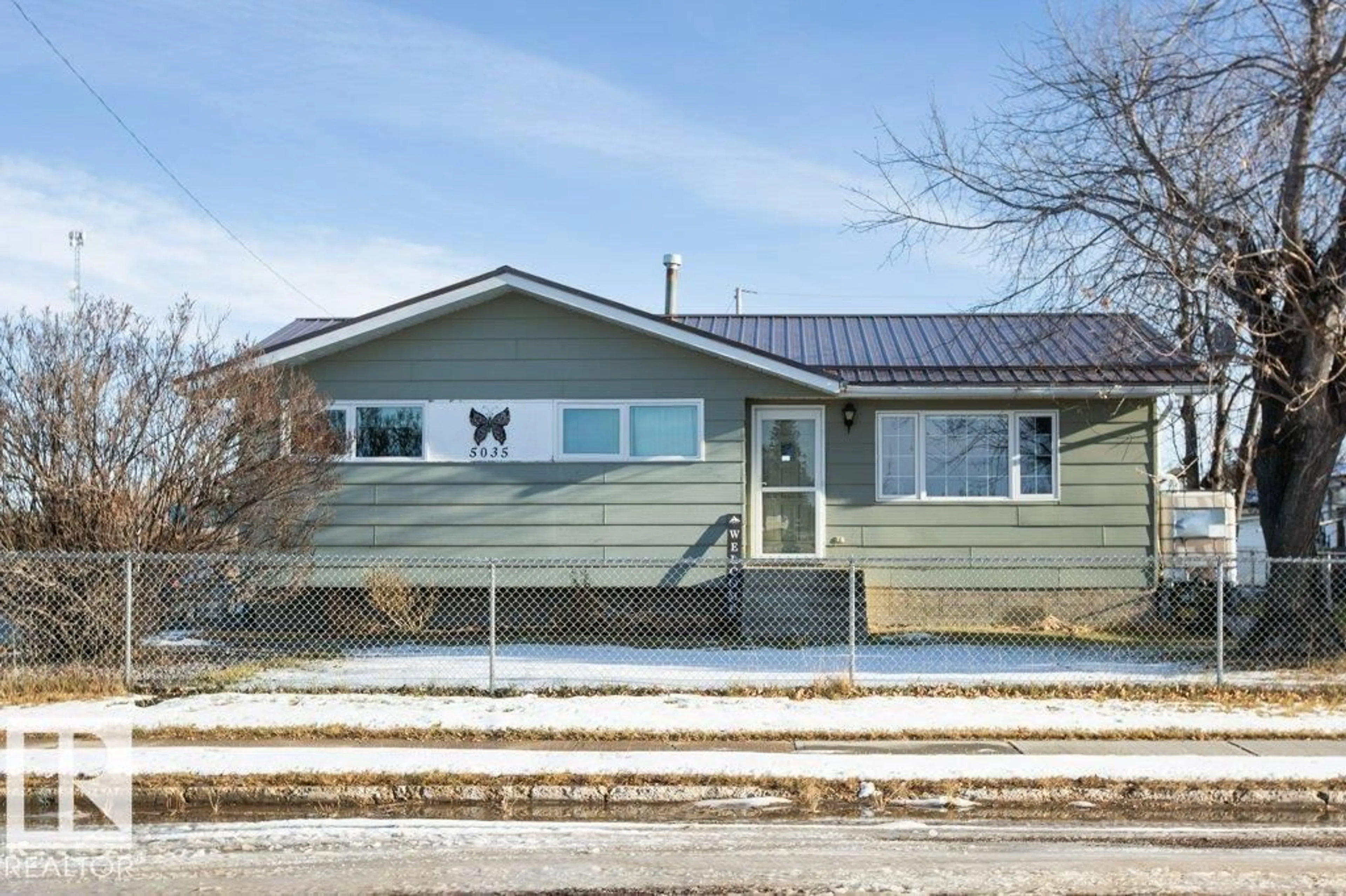 Home with vinyl exterior material, street for 5035 51 ST, Clyde Alberta T0G0P0