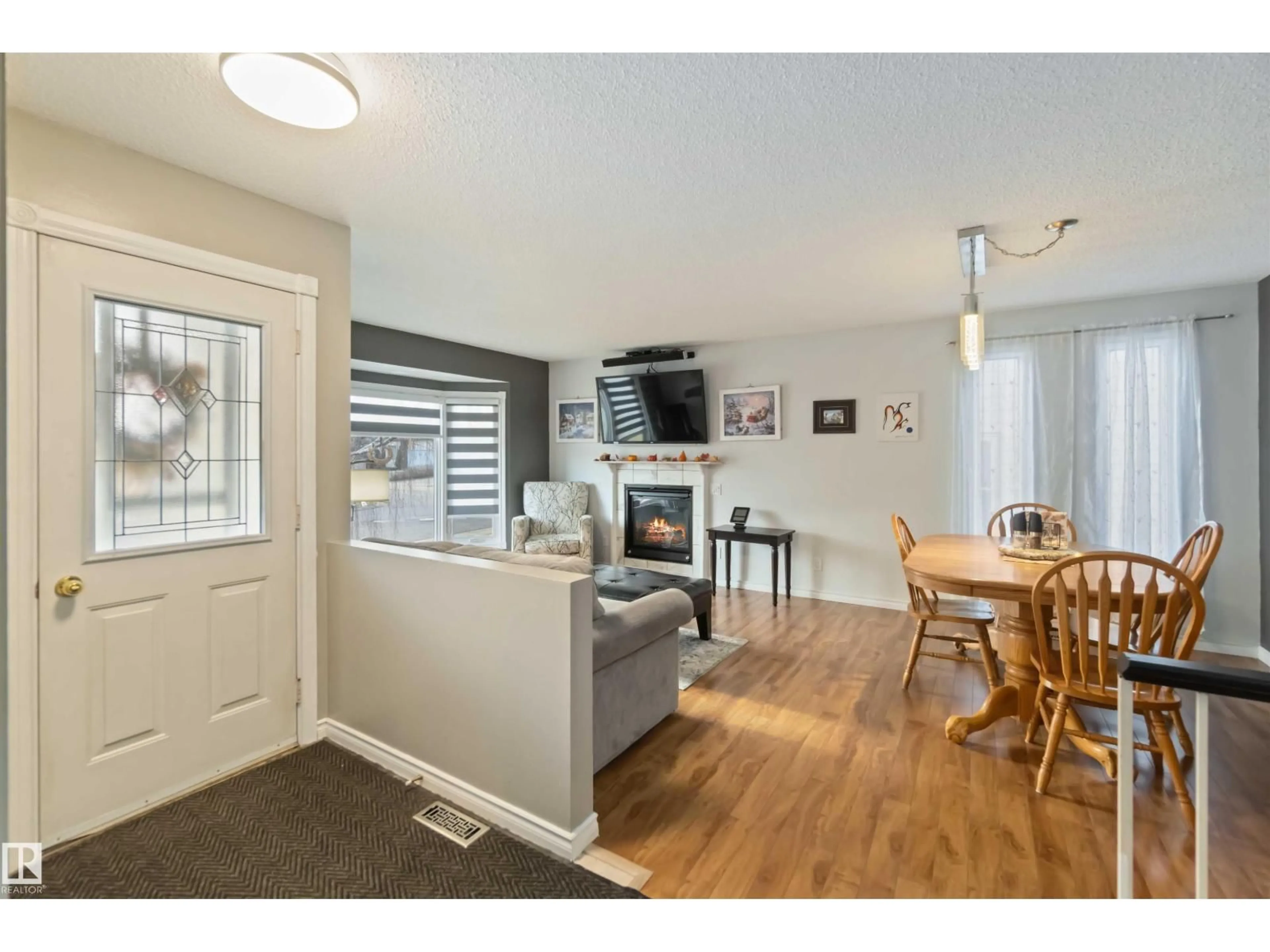 Unknown for 18020 99A AV, Edmonton Alberta T5T3R1