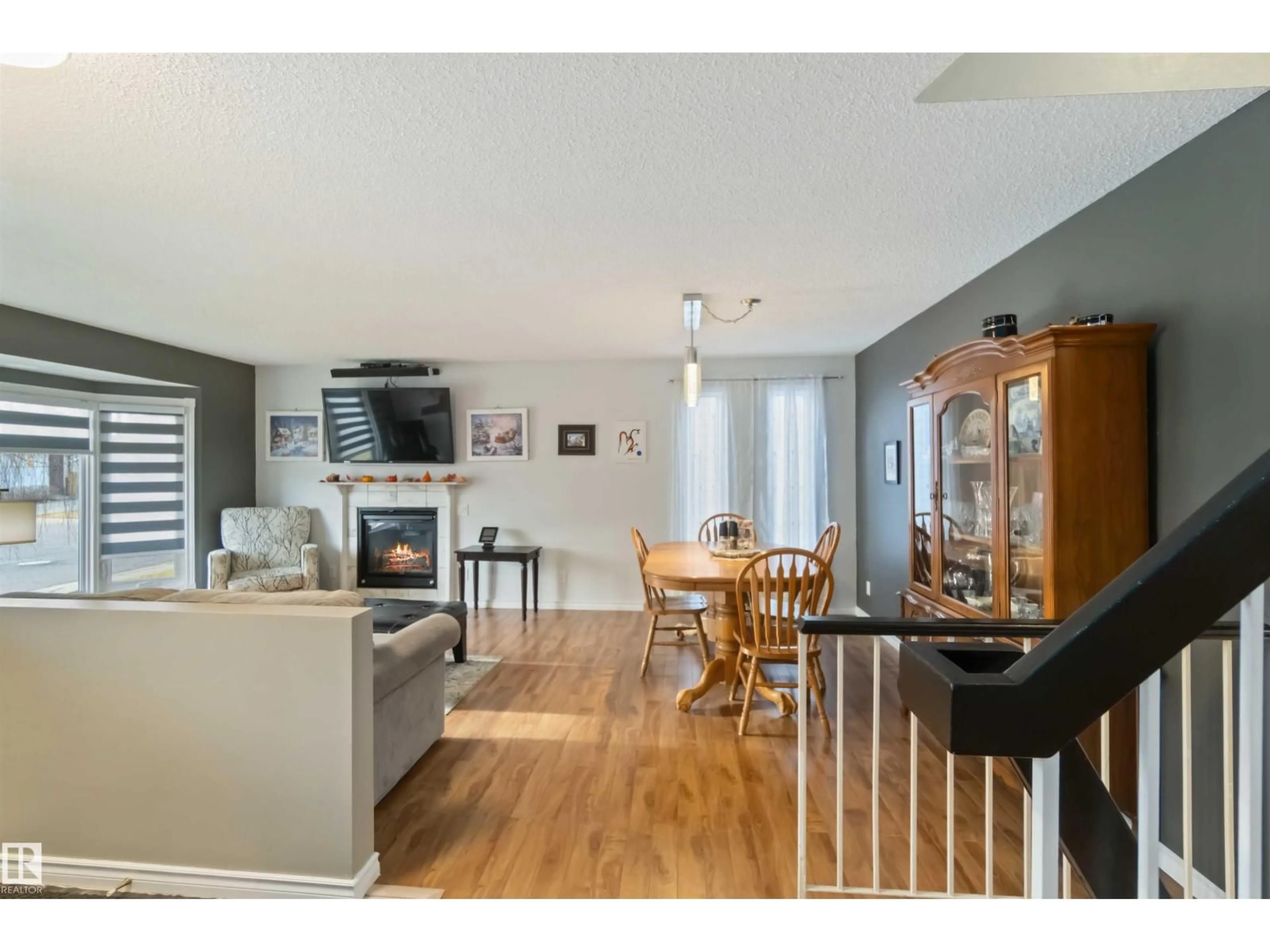 Unknown for 18020 99A AV, Edmonton Alberta T5T3R1