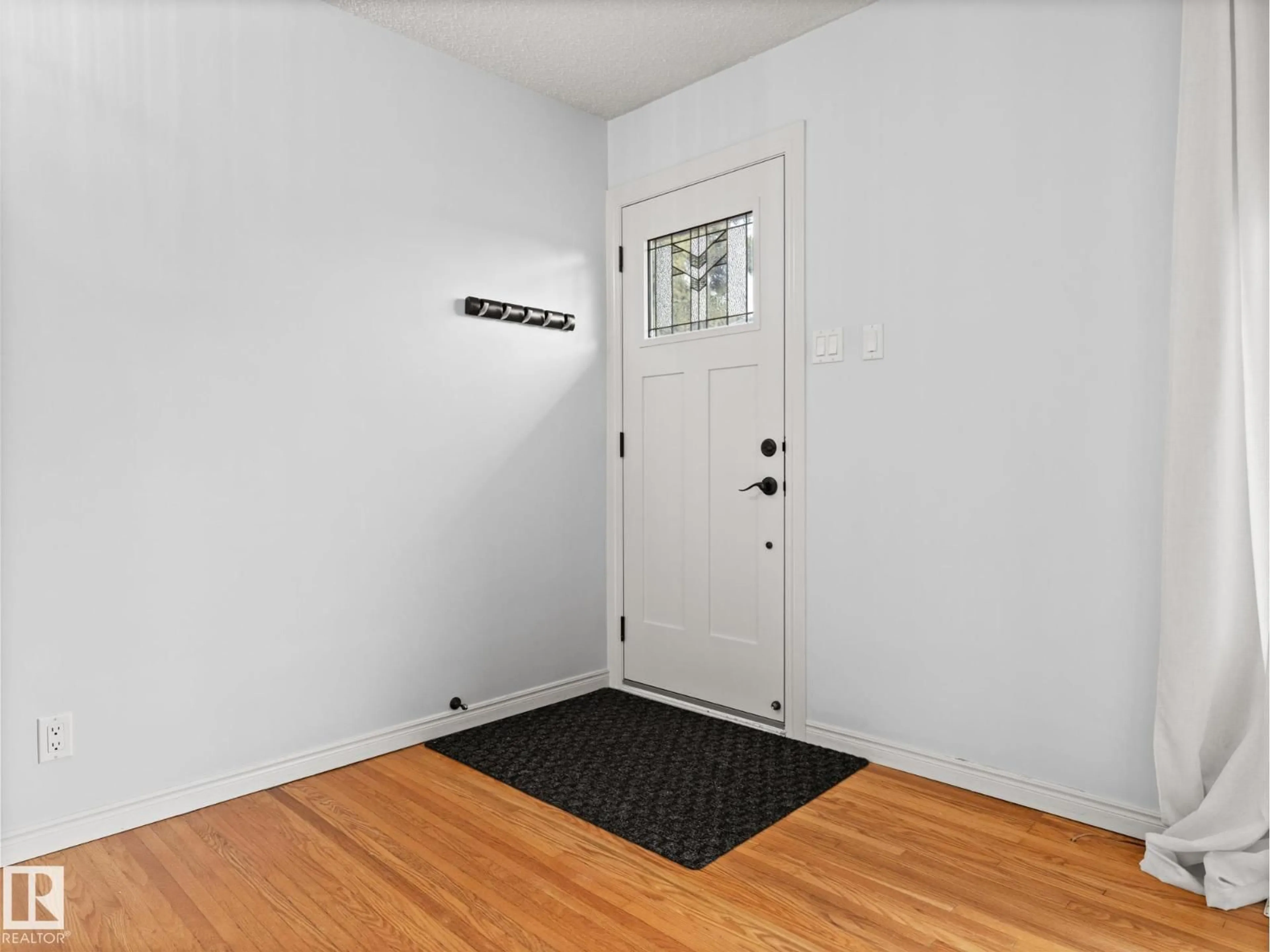 Indoor entryway for NW - 10956 164 ST, Edmonton Alberta T5P3S3