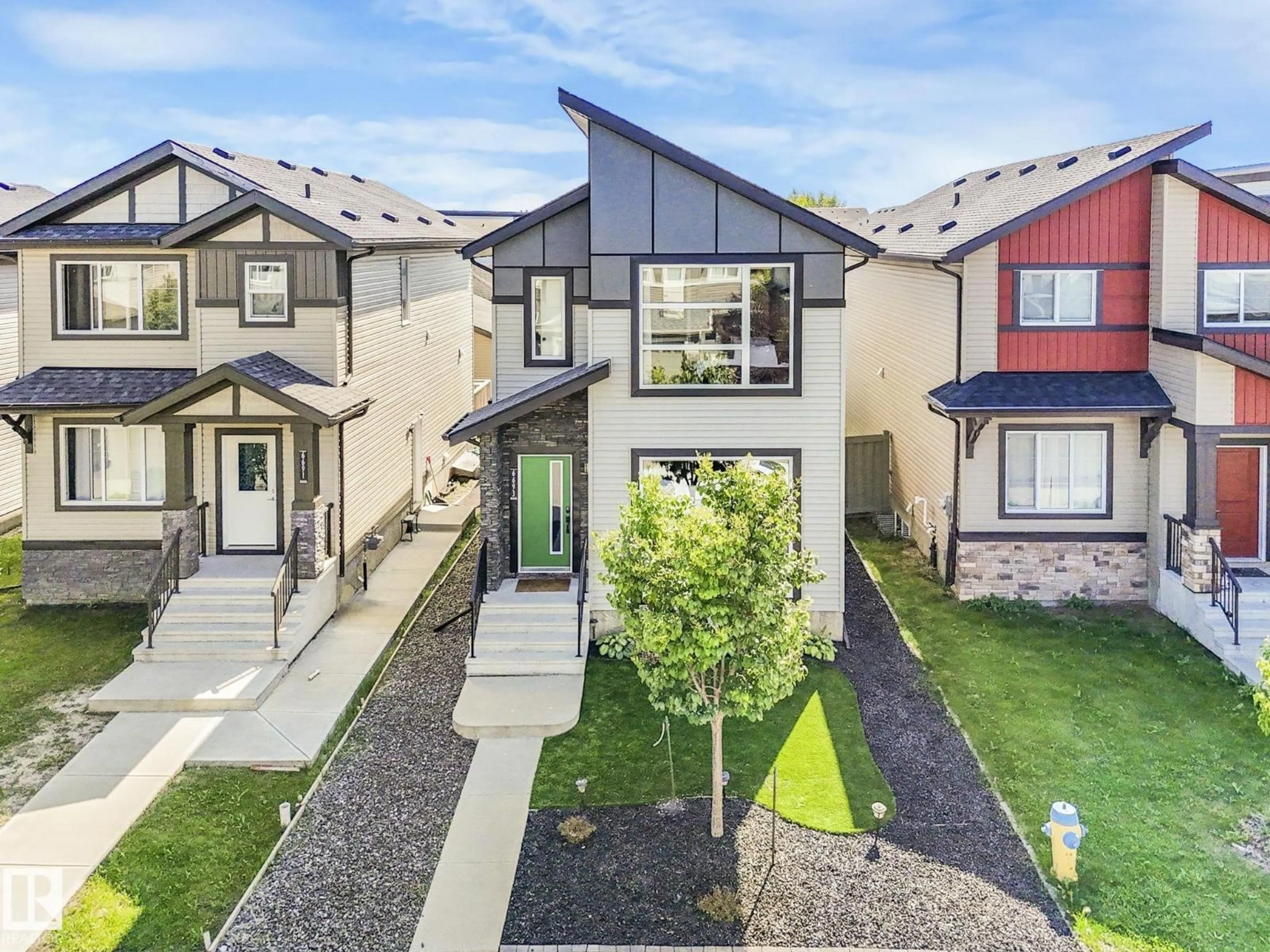 Unknown for 6693 CARDINAL RD, Edmonton Alberta T6W2Y4