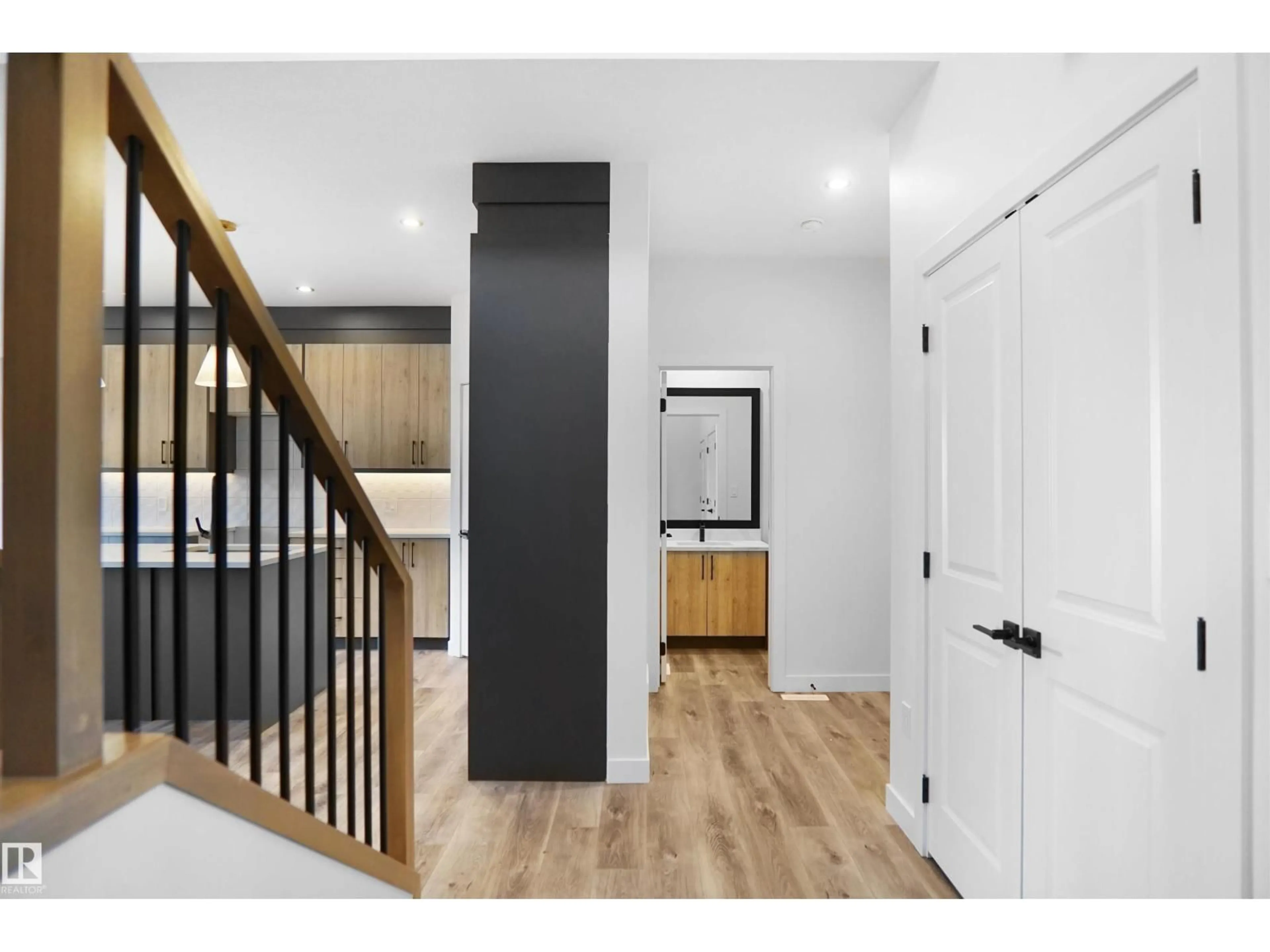 Indoor entryway for 12 AXELWOOD CR, Spruce Grove Alberta T7X4G4