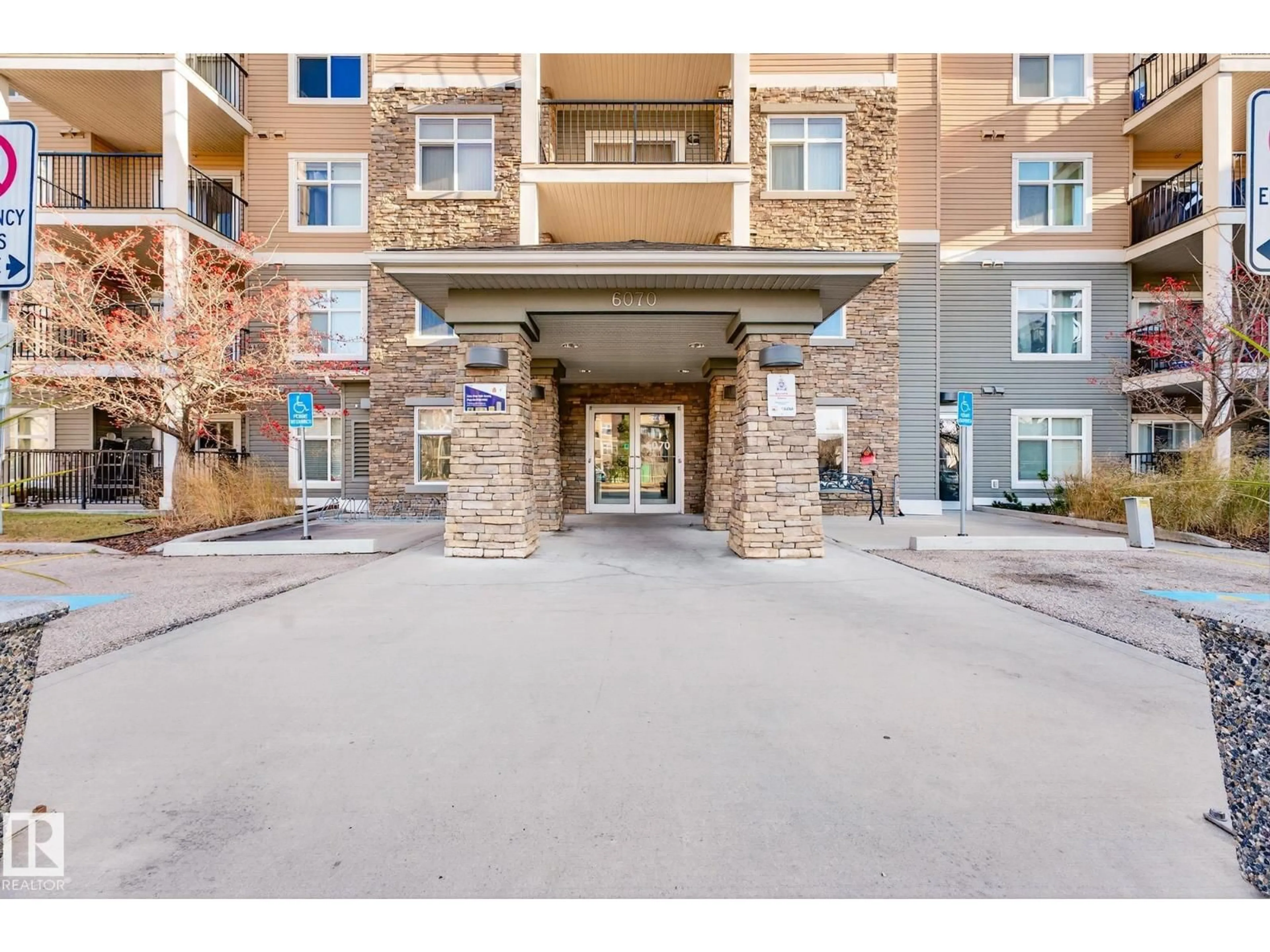 Indoor foyer for #402 - 6070 SCHONSEE WY, Edmonton Alberta T5Z0G8