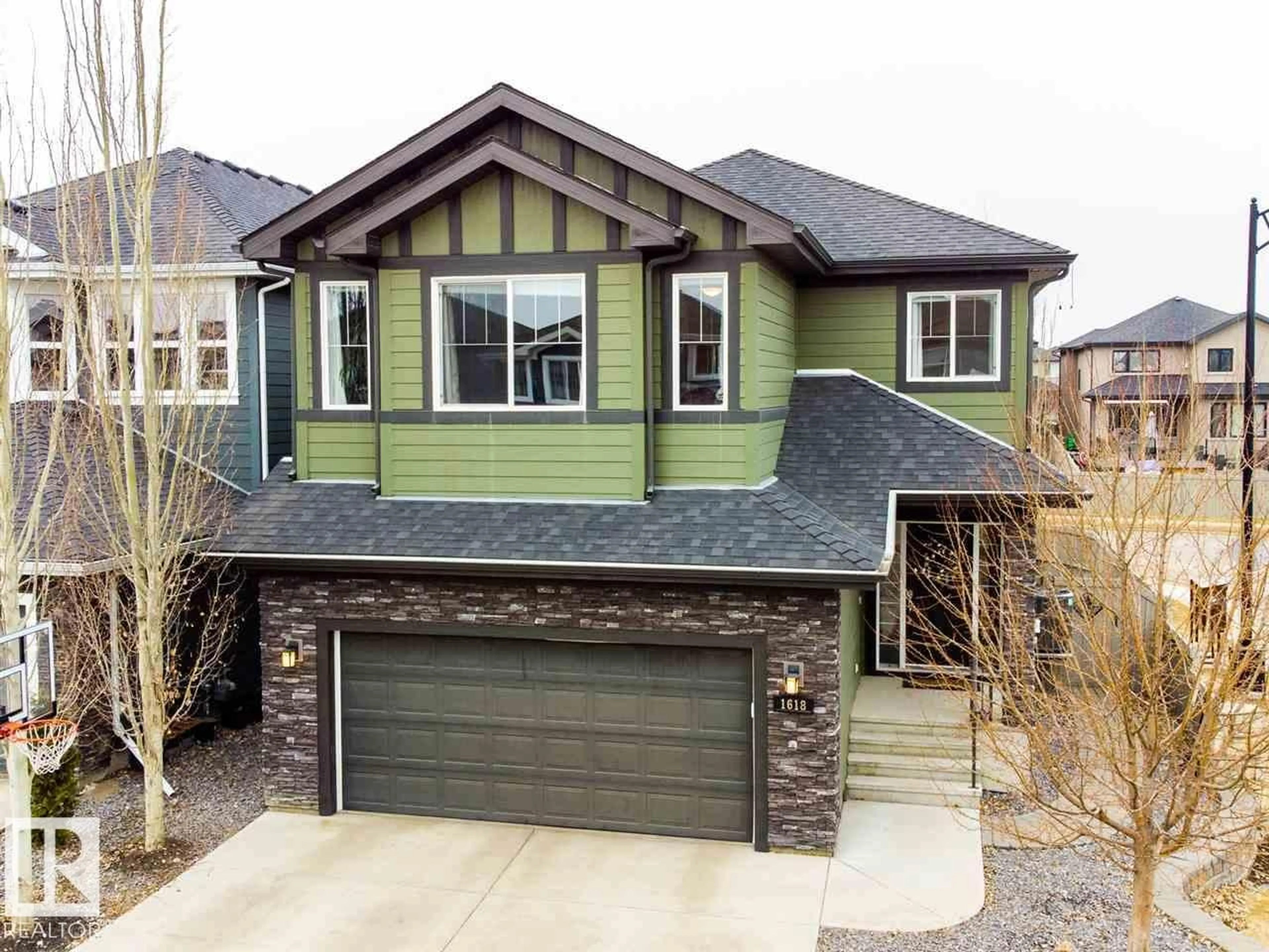 Home with vinyl exterior material, street for 1618 WATES CL, Edmonton Alberta T6W0X5