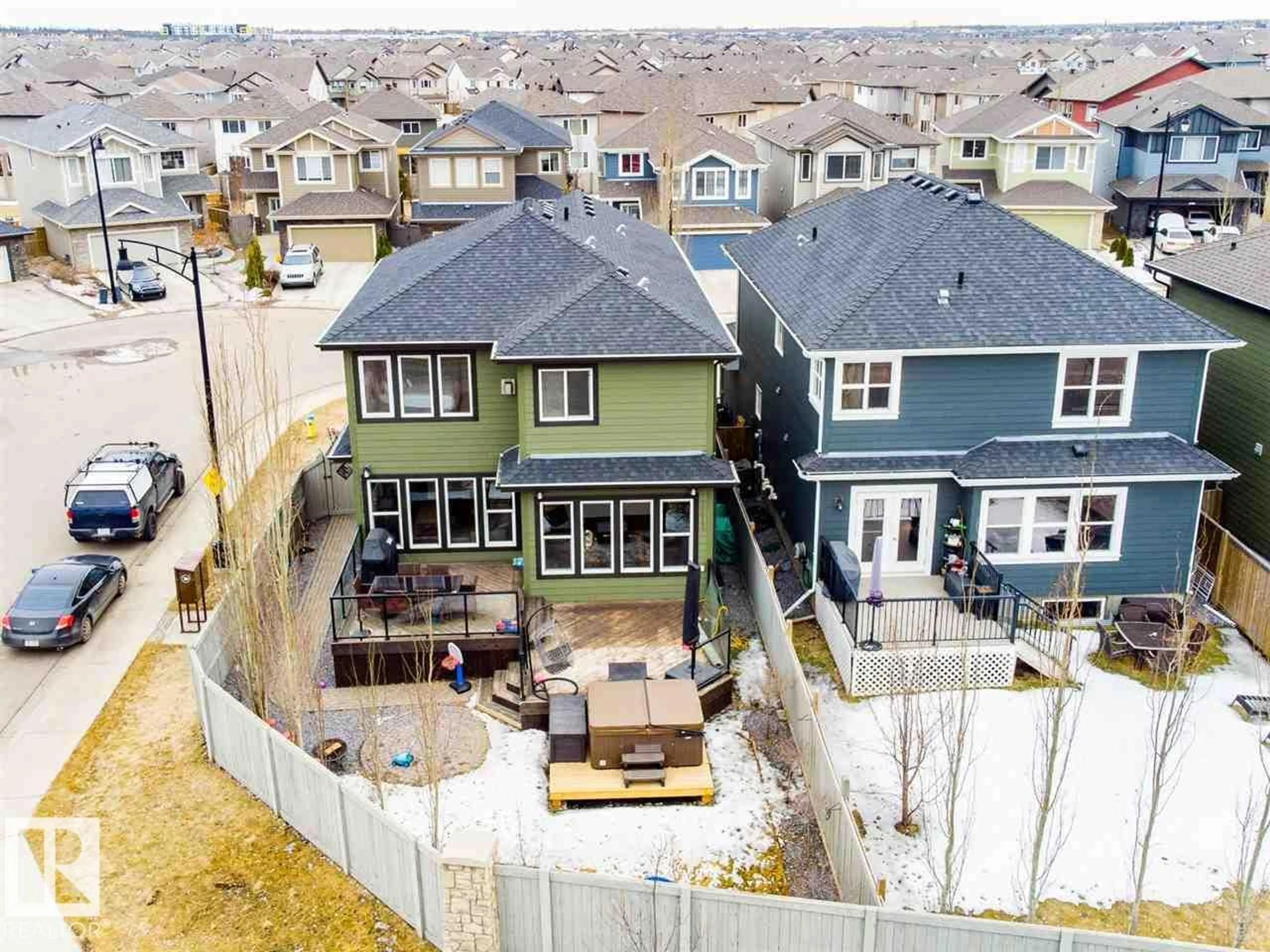 A pic from outside/outdoor area/front of a property/back of a property/a pic from drone, city buildings view from balcony for 1618 WATES CL, Edmonton Alberta T6W0X5