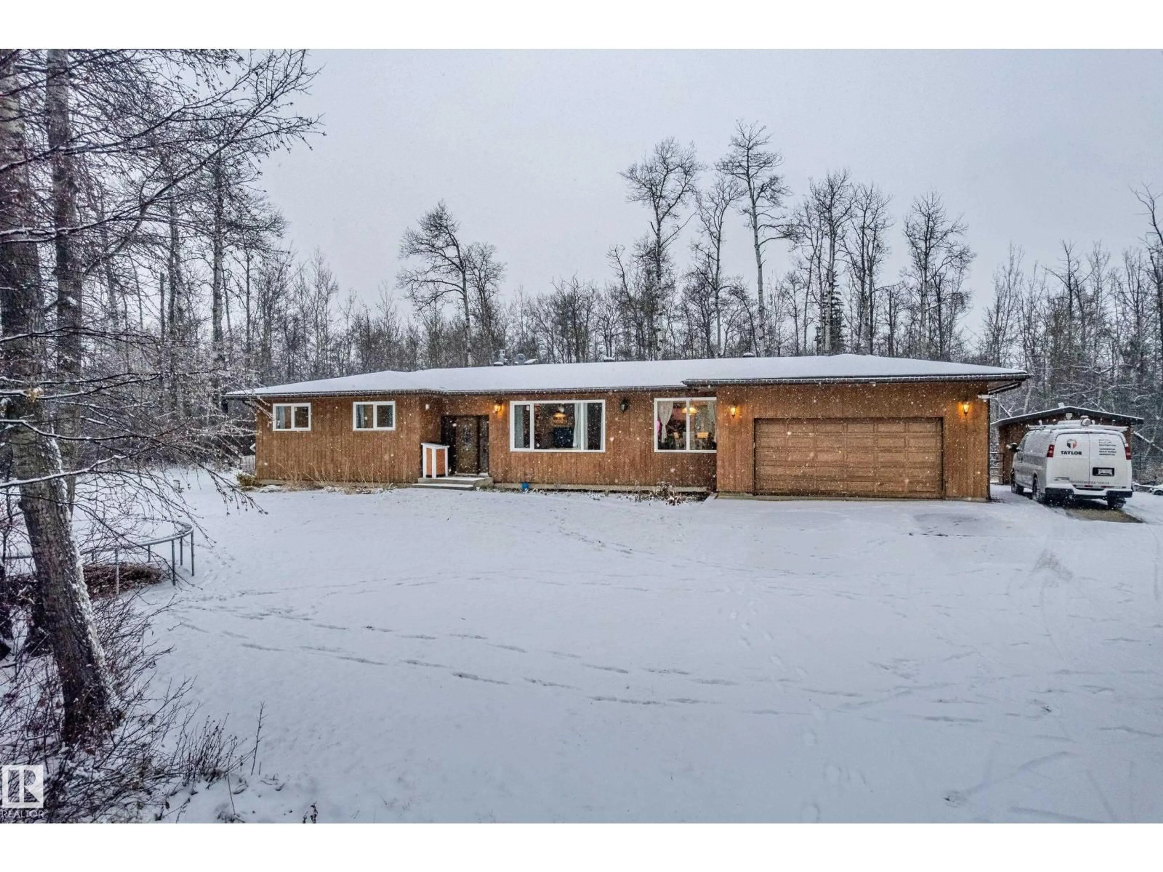 Unknown for 21558 TWP ROAD 520, Rural Strathcona County Alberta T8E1E5