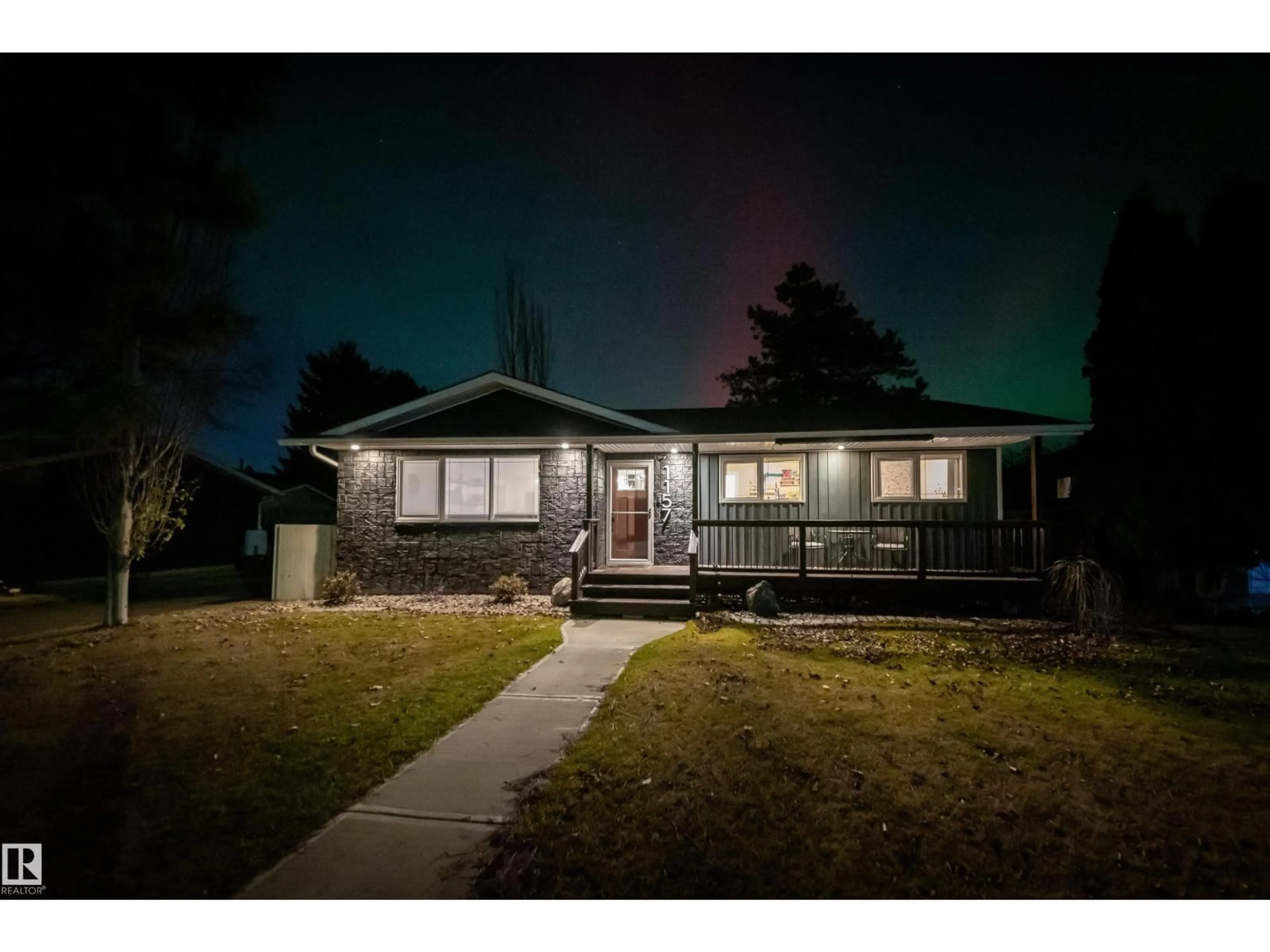 Unknown for 1157 77 ST, Edmonton Alberta T6K3G4