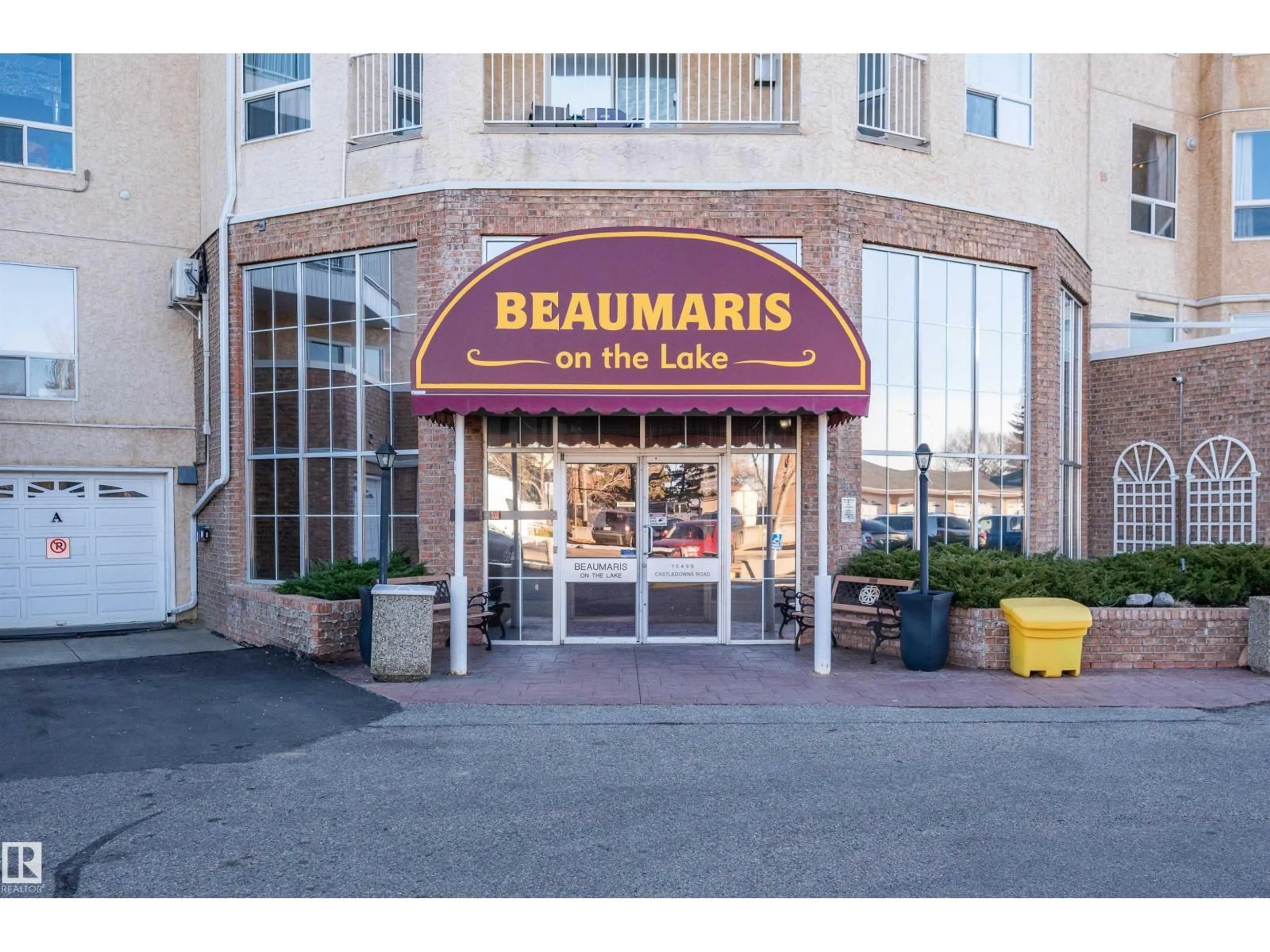 Indoor entryway for 15499 - 316 CASTLE DOWNS RD, Edmonton Alberta T5X5Y3