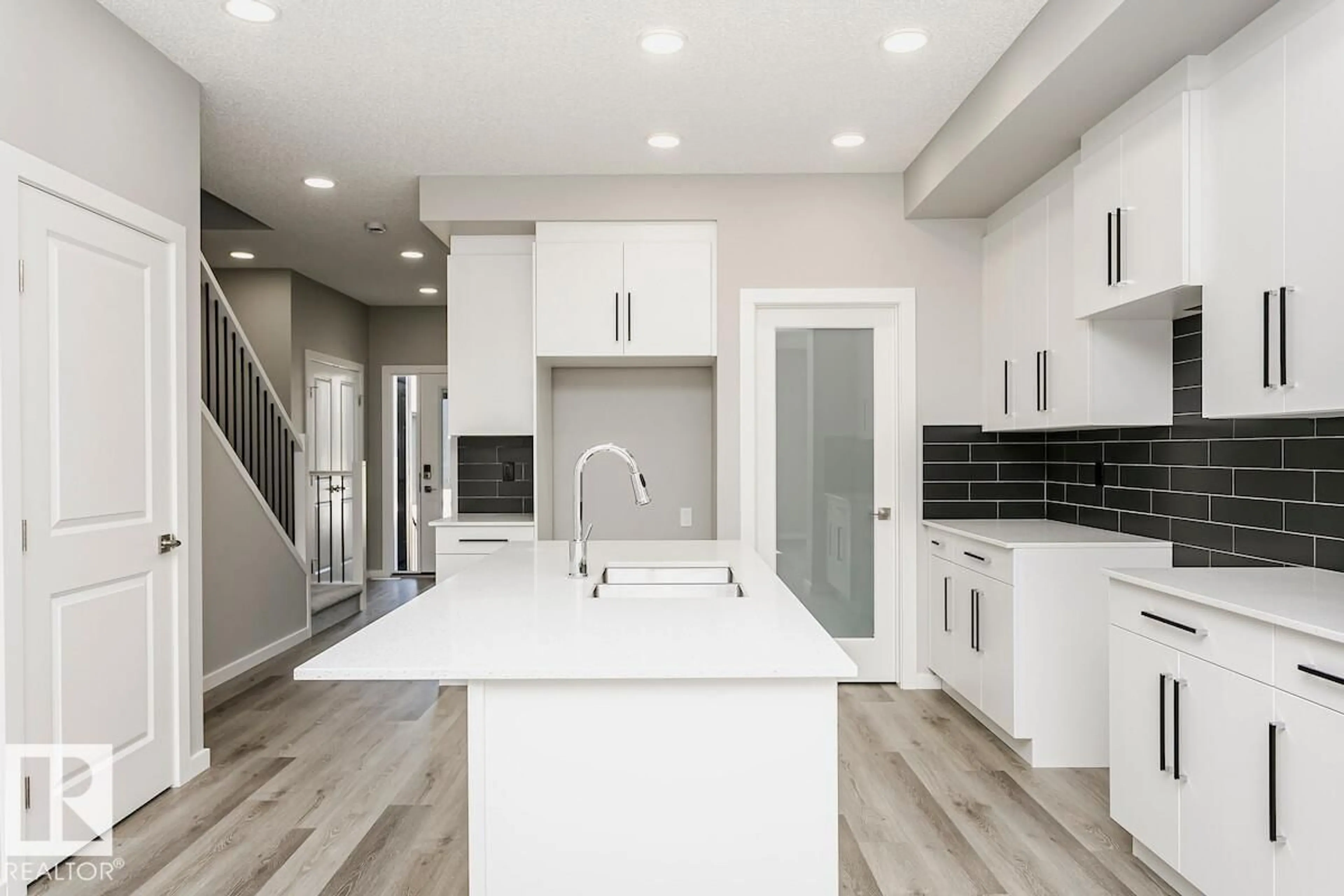 Open concept kitchen, unknown for 37 GAMBEL LO, Spruce Grove Alberta T7X0C9
