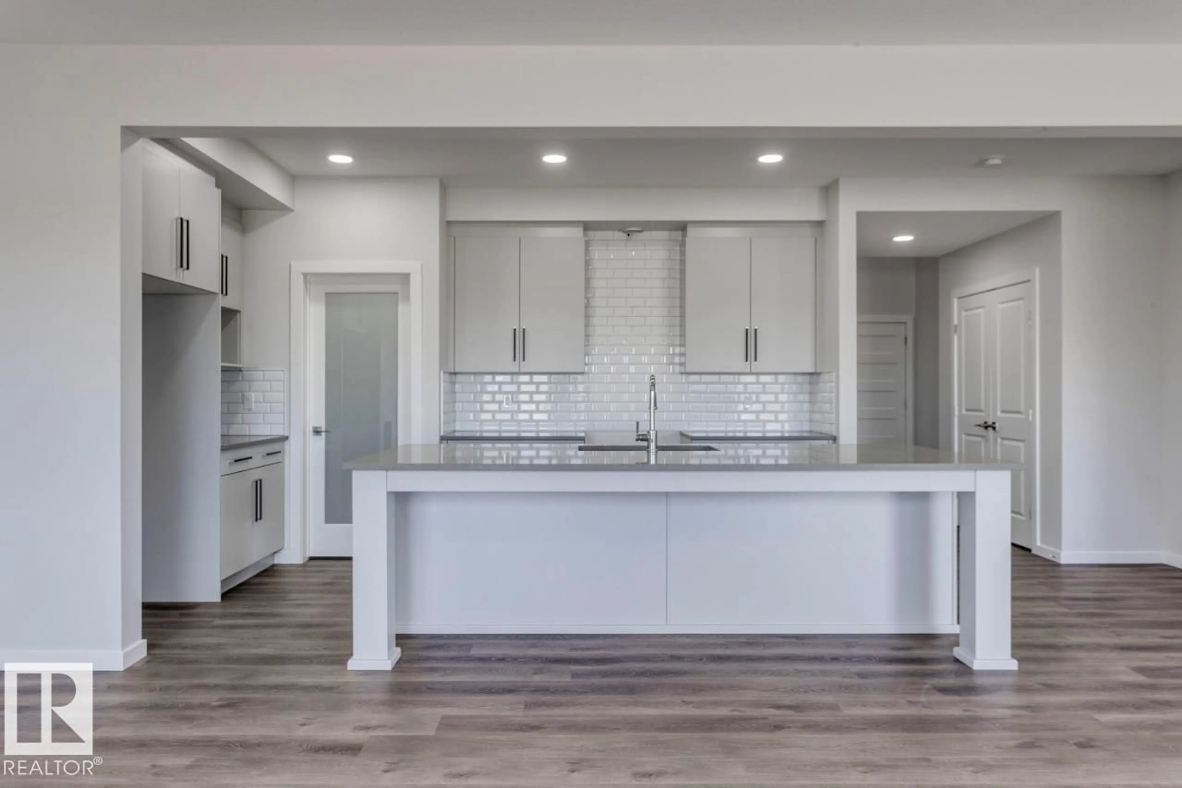 Open concept kitchen, ceramic/tile floor for 14 CHARTRES CL, St. Albert Alberta T8N6A9