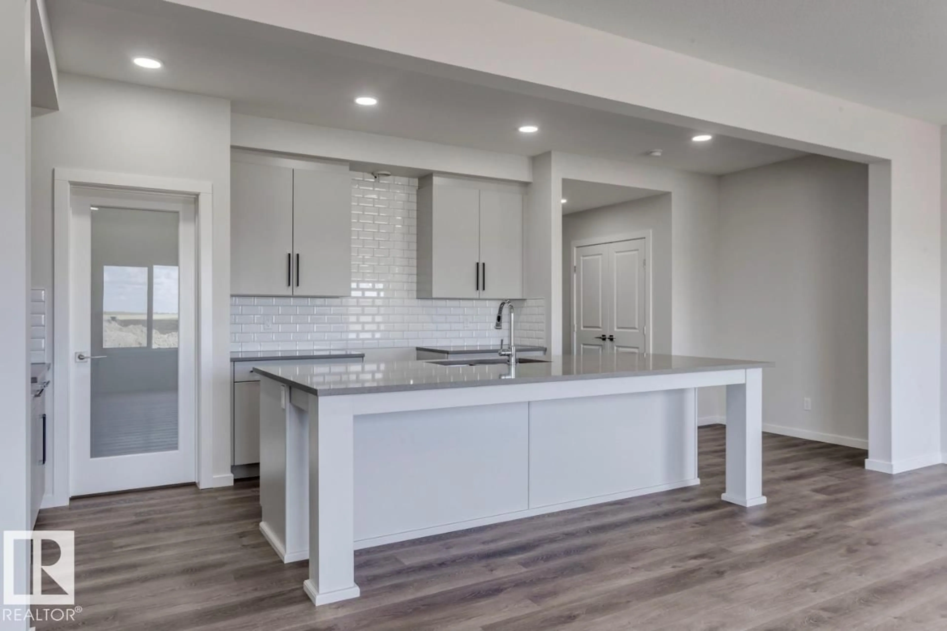 Open concept kitchen, ceramic/tile floor for 14 CHARTRES CL, St. Albert Alberta T8N6A9