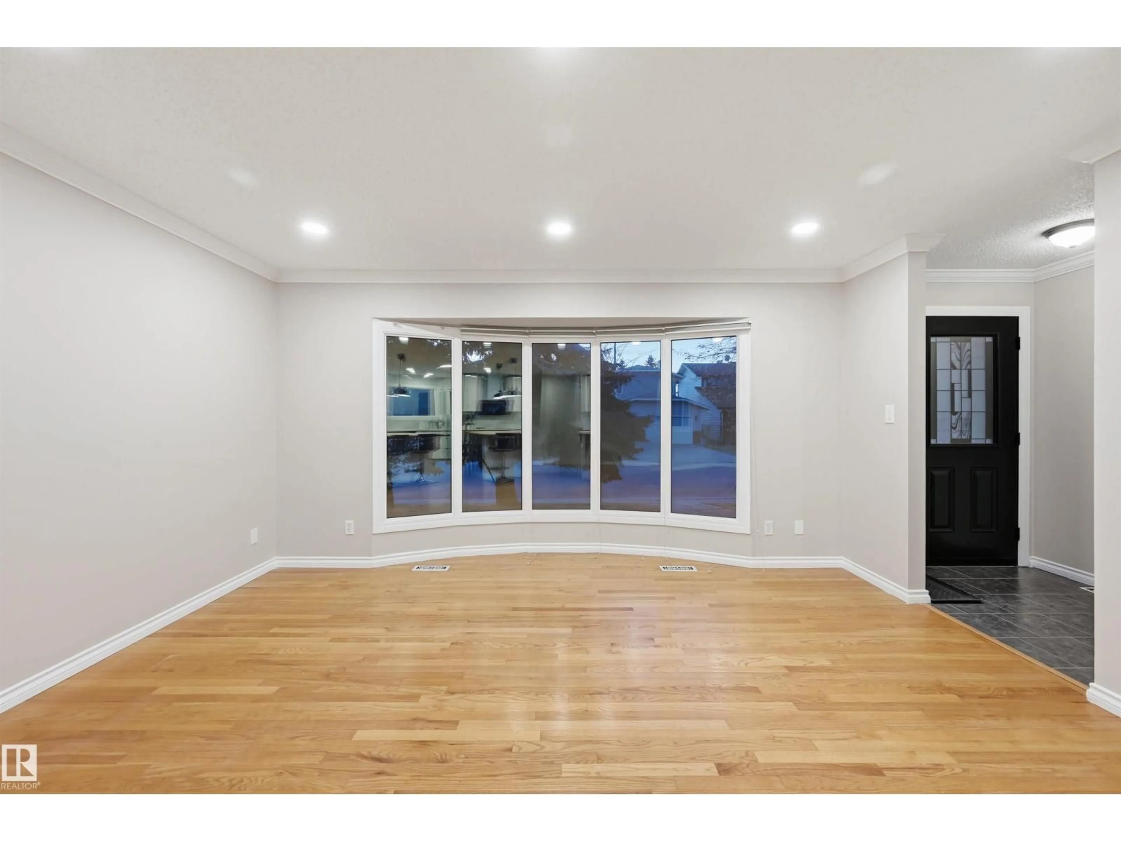 Unknown for 16803 93 ST, Edmonton Alberta T5Z1W9