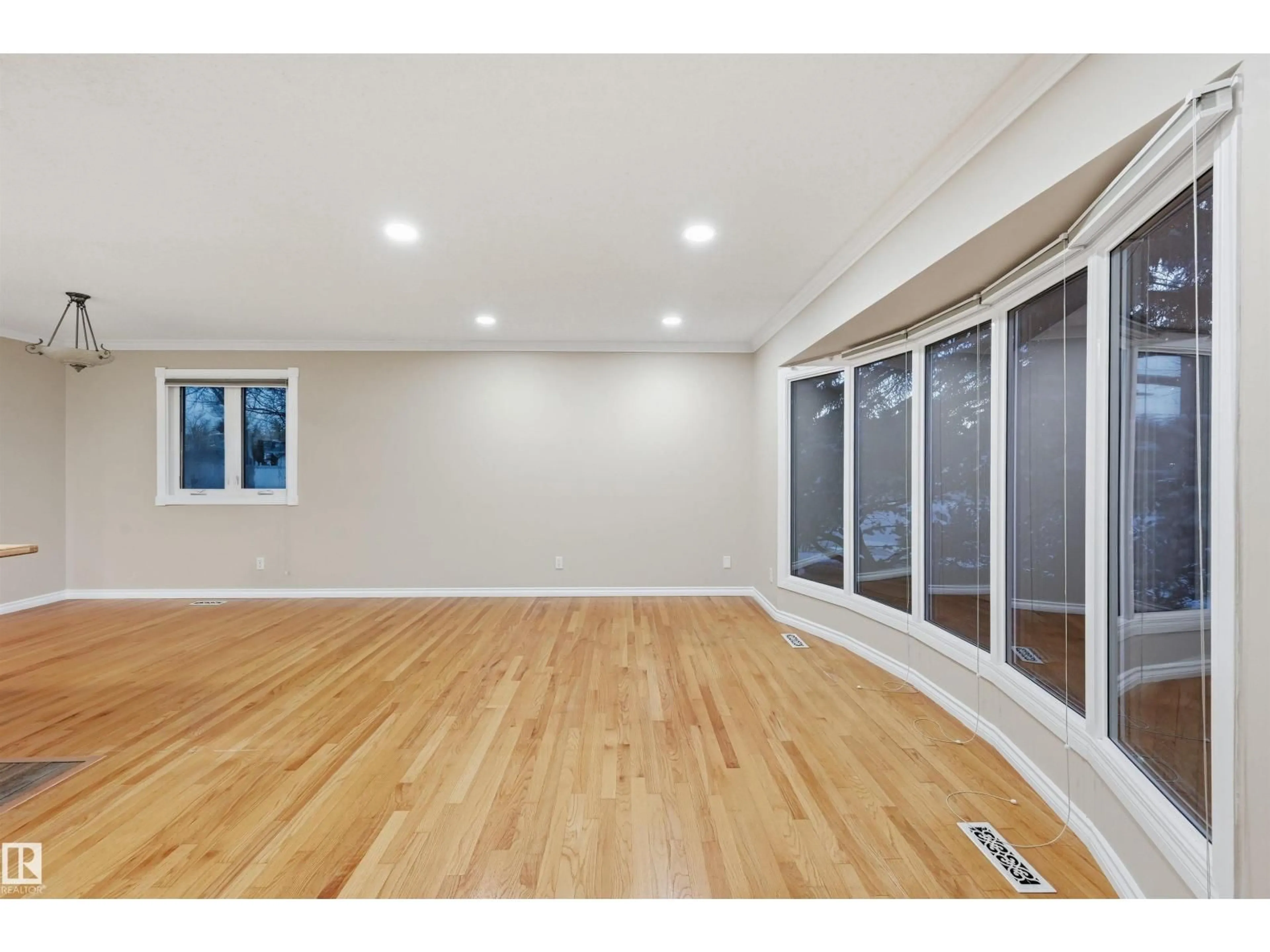 Unknown for 16803 93 ST, Edmonton Alberta T5Z1W9