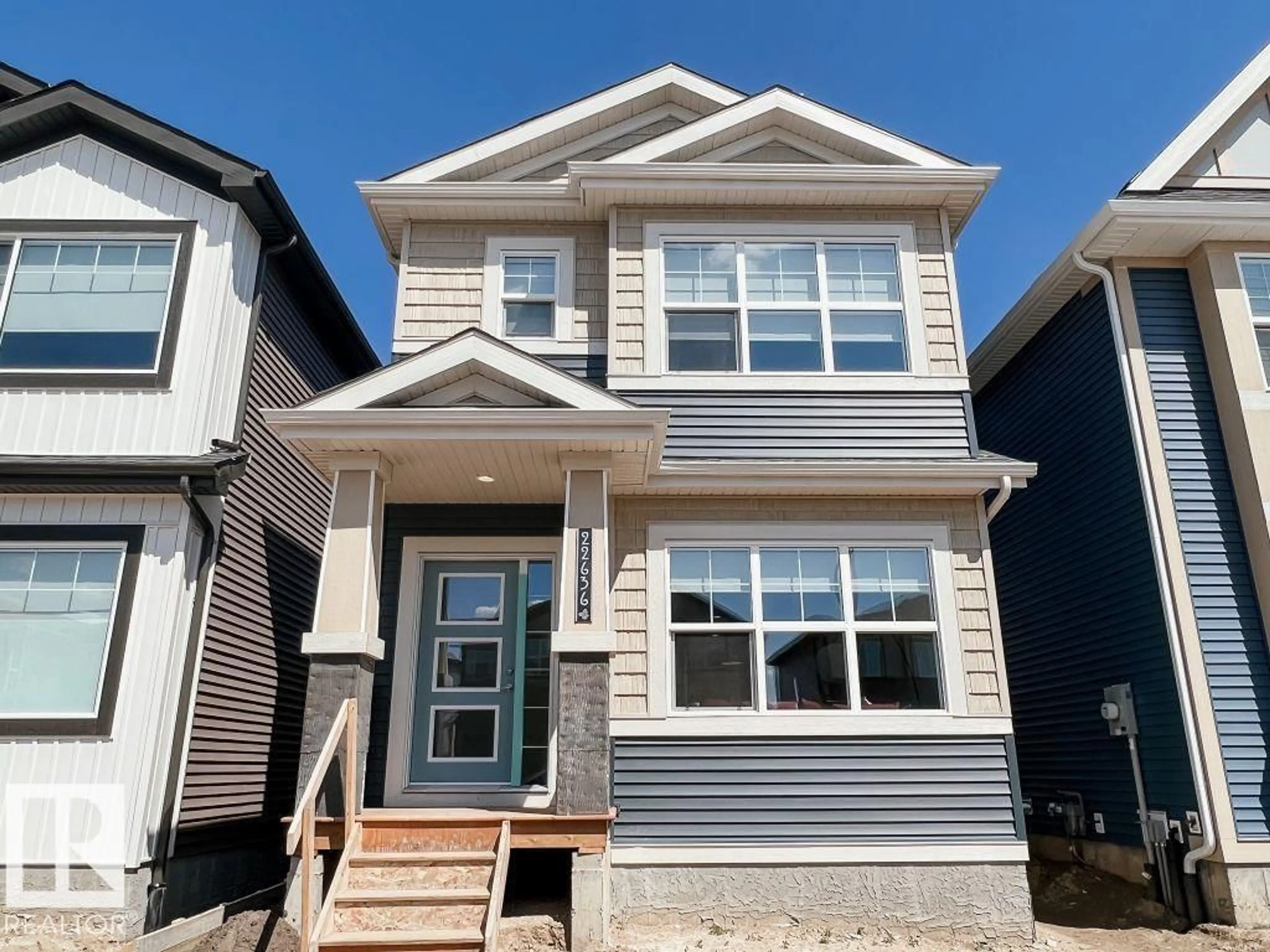 Home with vinyl exterior material, street for 120 GARNEAU GA, Spruce Grove Alberta T7X2Y6